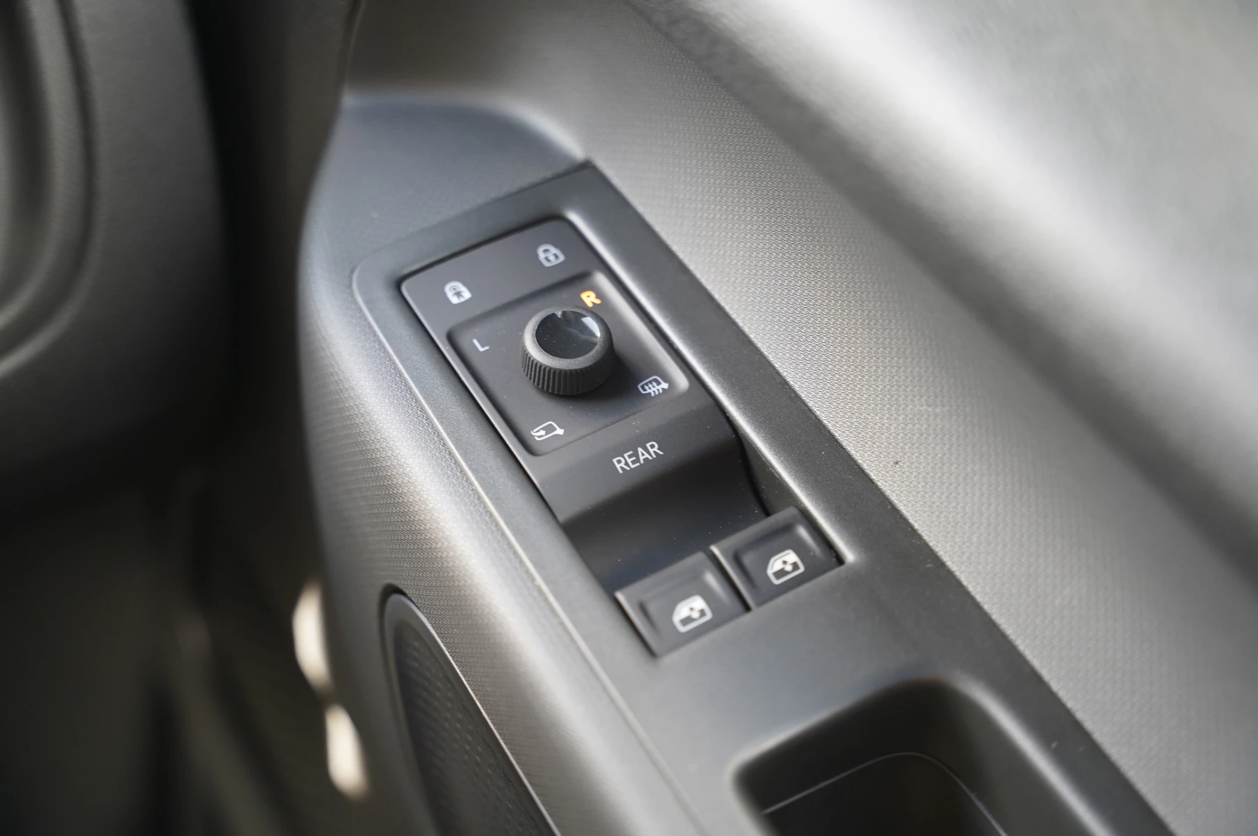 Volkswagen-ID. Buzz-image-19