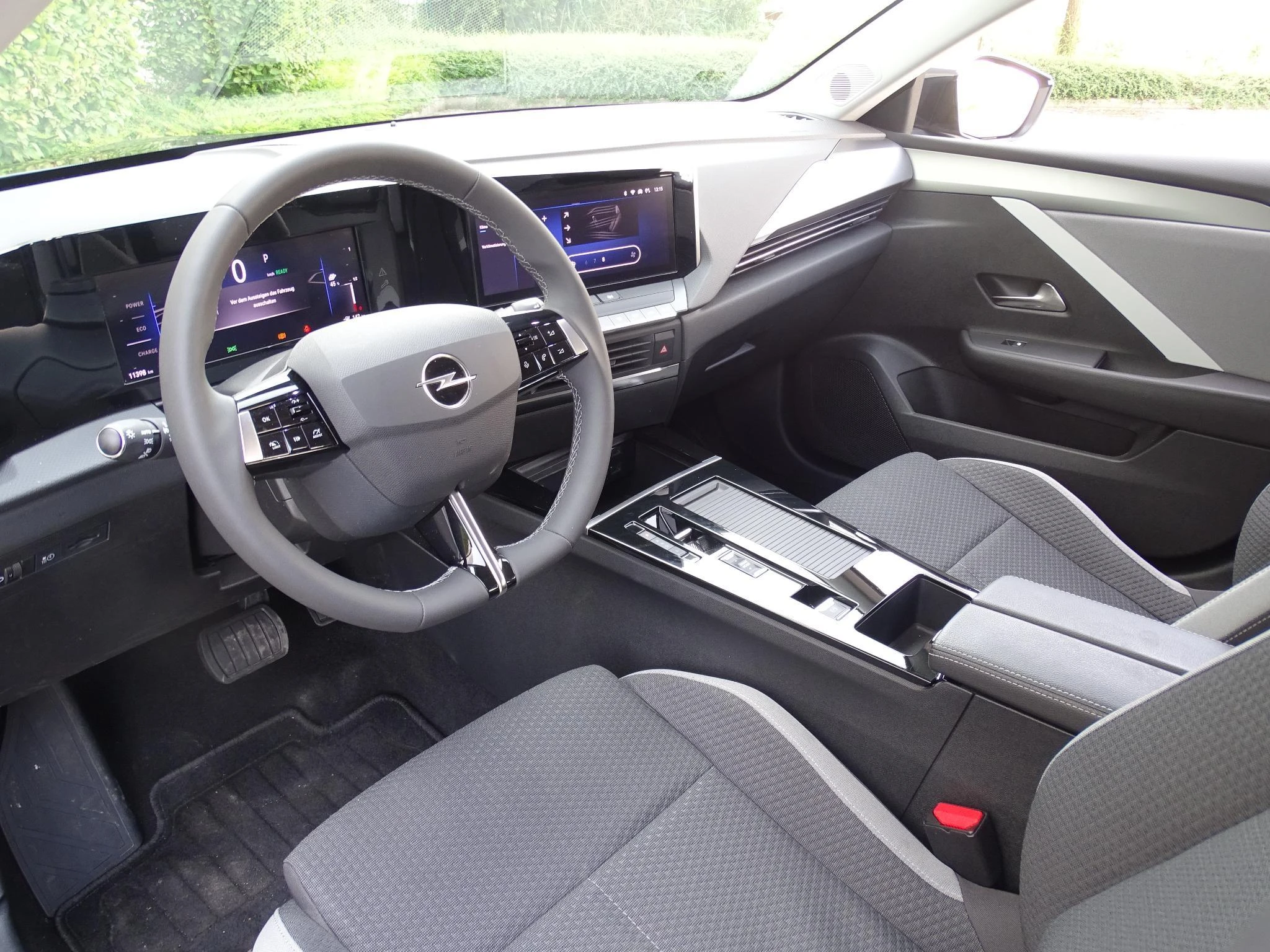 Opel-Astra-image-11