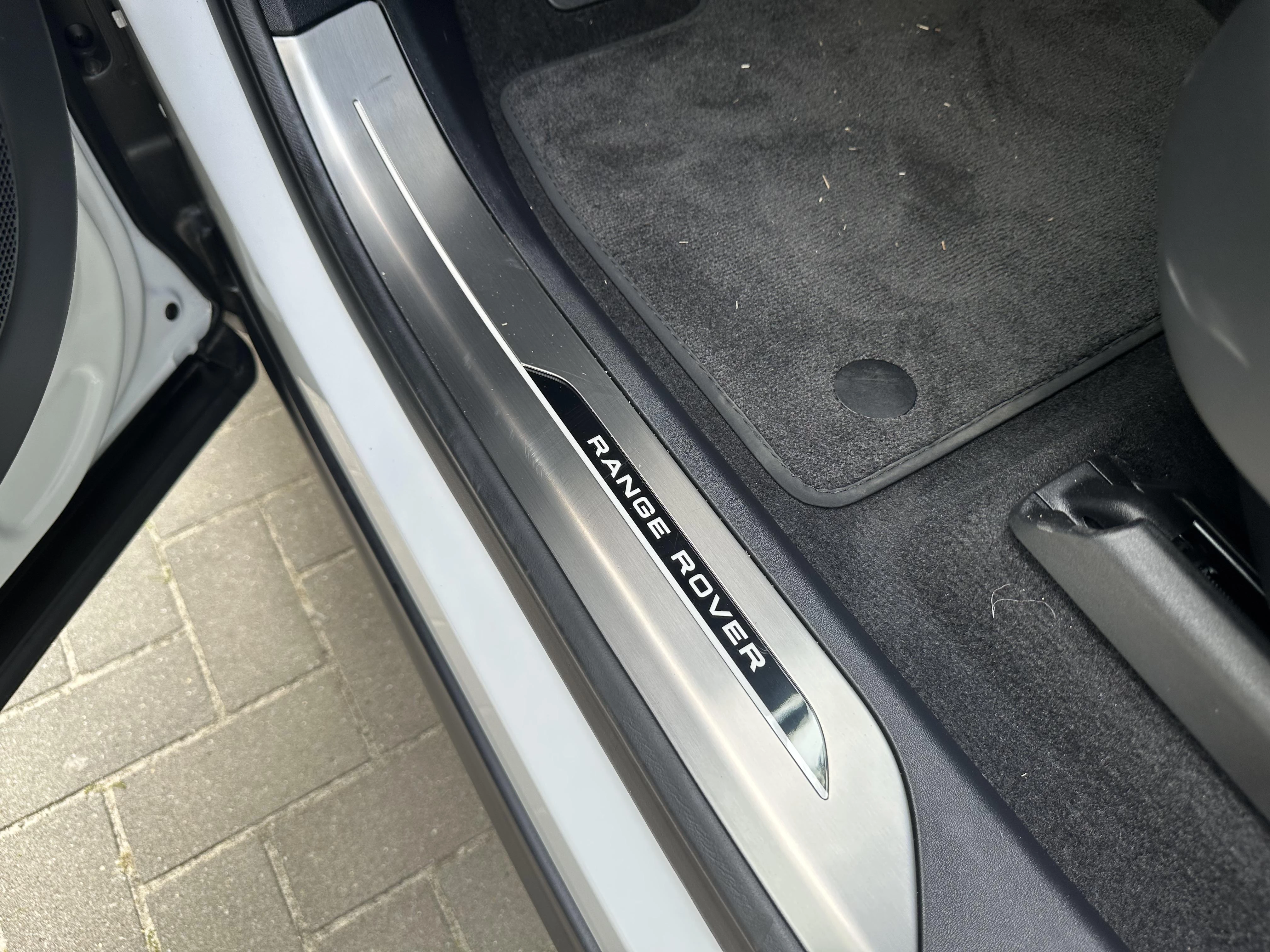 Land Rover-Range Rover Sport-image-32