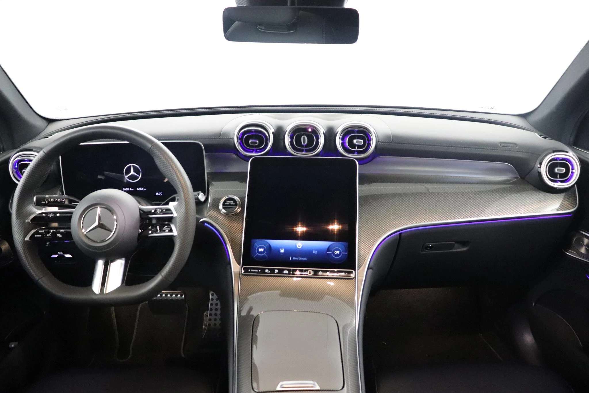 Mercedes-Benz-GLC-image-9