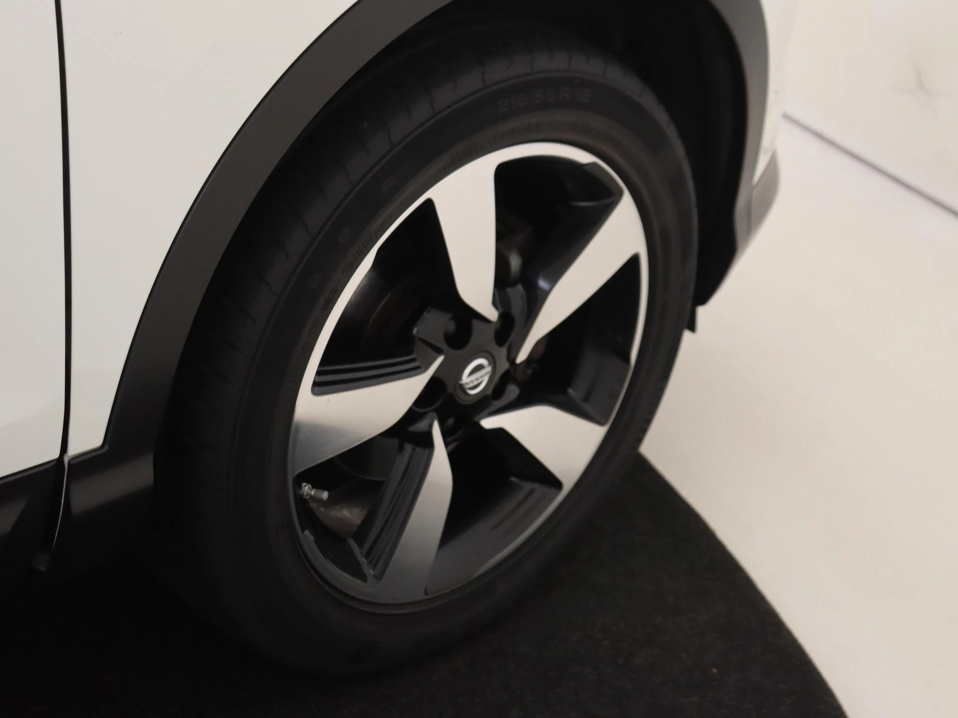 Nissan-QASHQAI-image-28