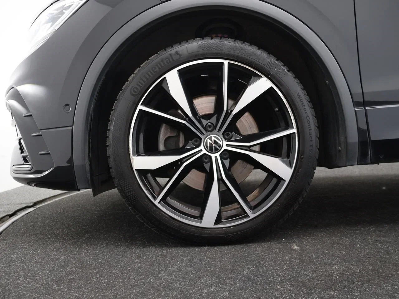 Volkswagen Tiguan eHybrid (PHEV) Tiguan eHybrid 1.4PHEV R-Line Business Premium 150PK *AUTOMAAT*PANODAK*TREKHAAK*LEDER*CAMERA*ACC*PDC*...*