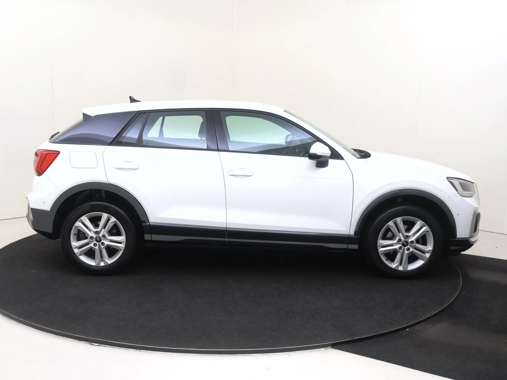Audi-Q2-image-8