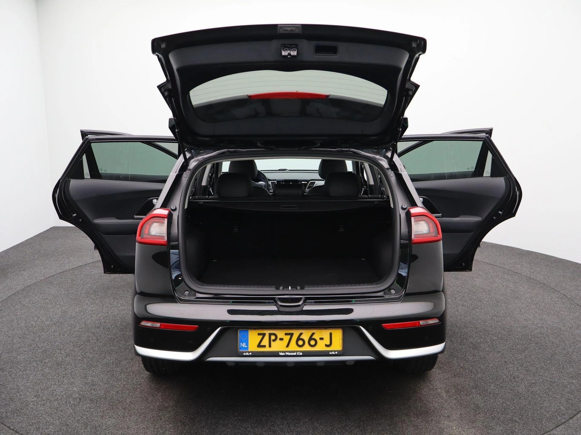 Kia-Niro-image-38