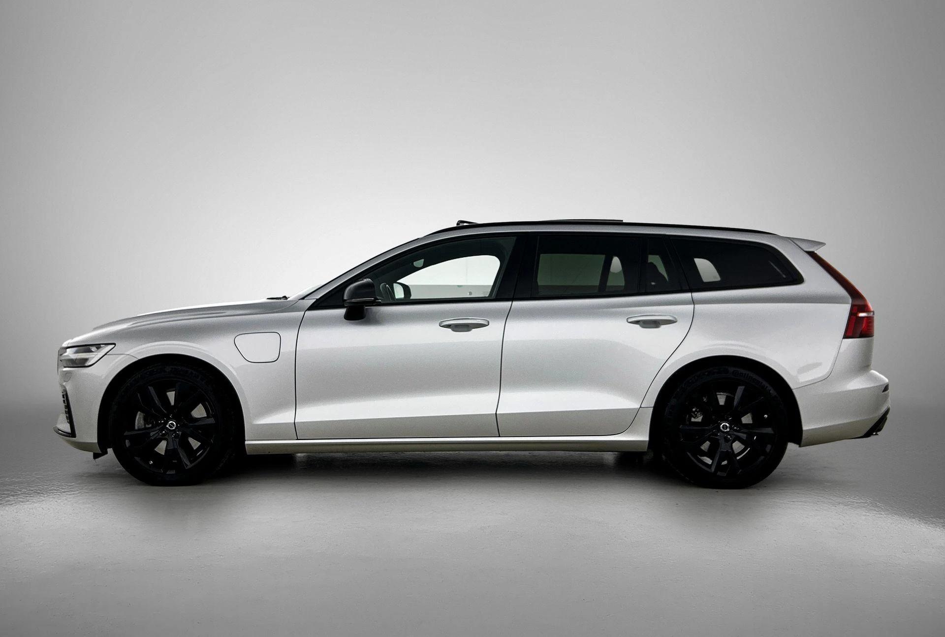 Volvo-V60-image-1
