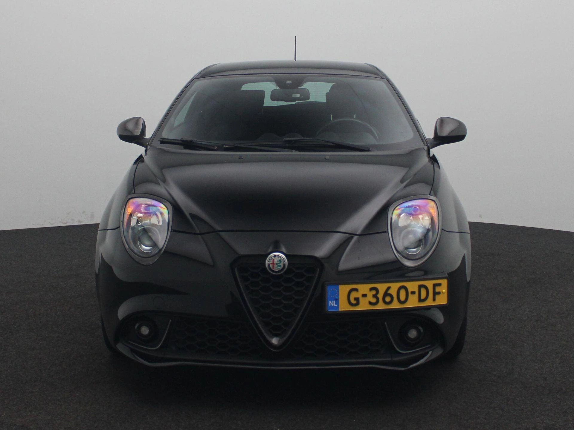 Alfa Romeo-MiTo-image-3