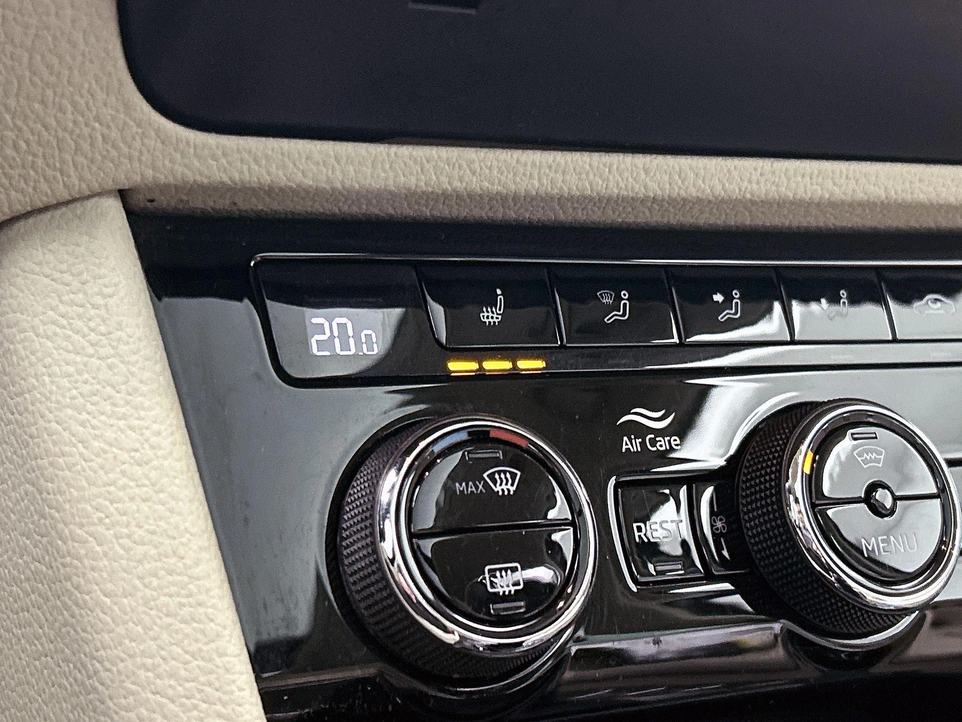 Škoda-Superb-image-7