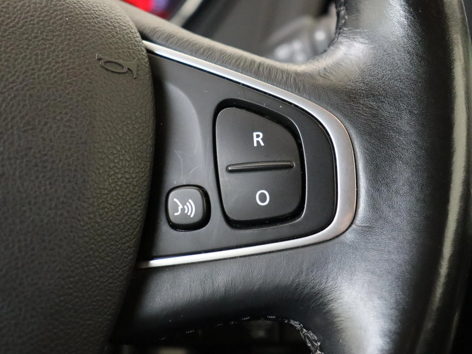 Renault-Captur-image-12
