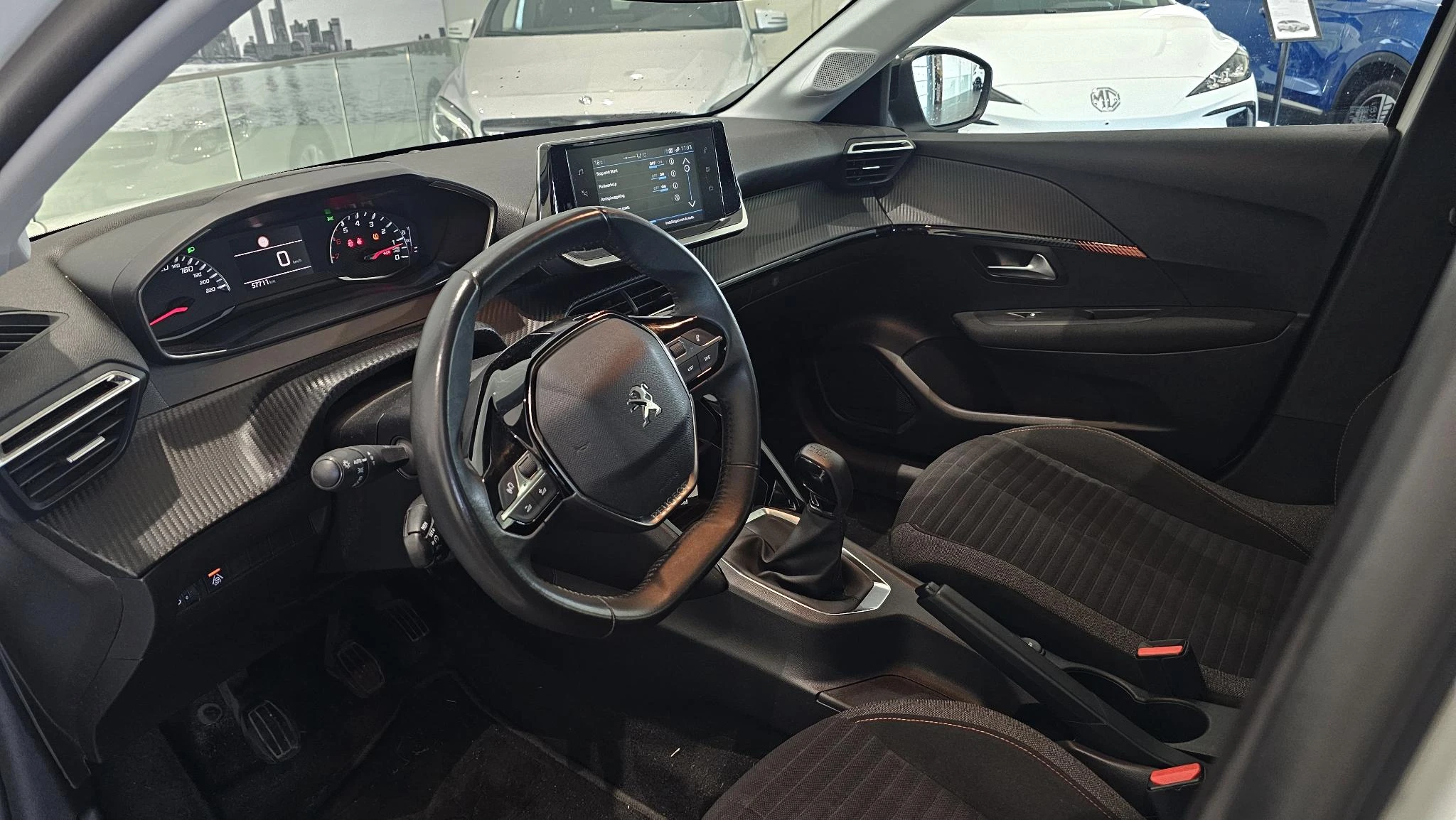 Peugeot-208-image-10