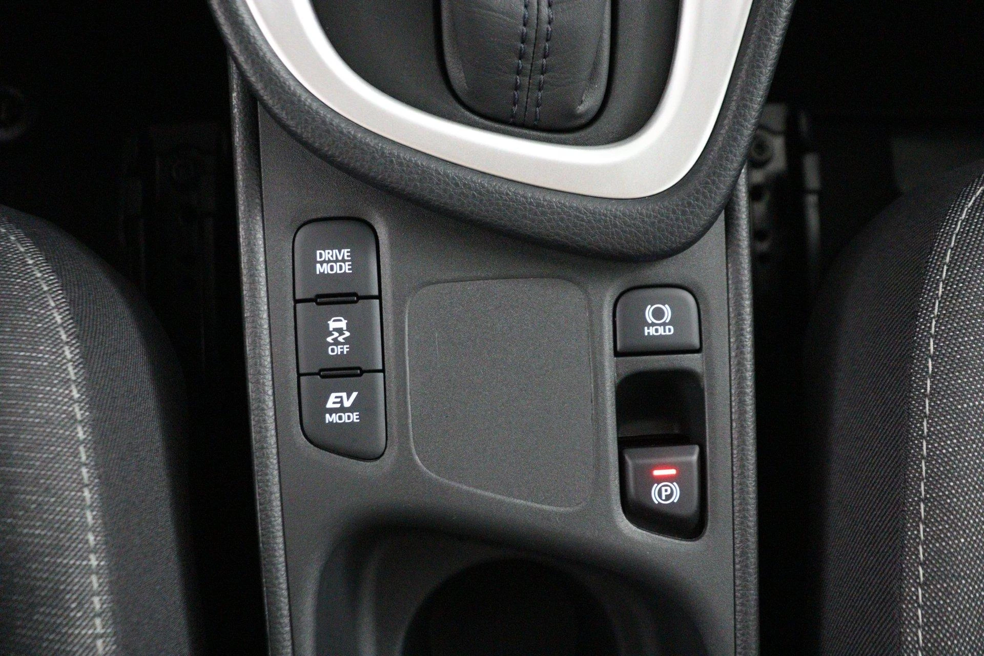 Mazda-2 Hybrid-image-49