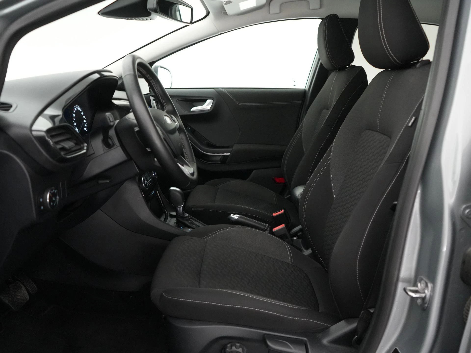 Ford Puma 1.0i Ecoboost MHEV 92kW Aut. Titanium