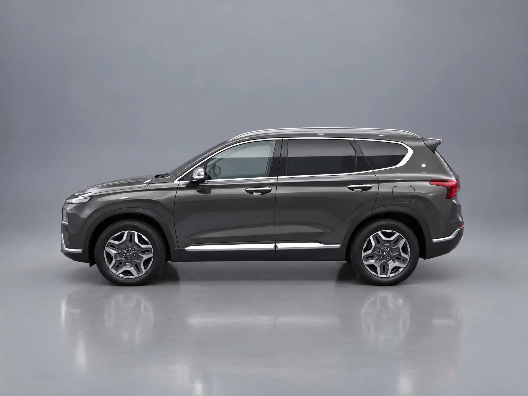 Hyundai-Santa Fe-image-3