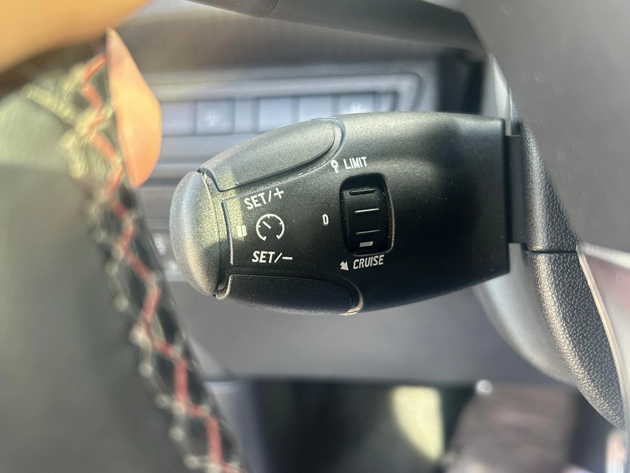 Peugeot-2008-image-11