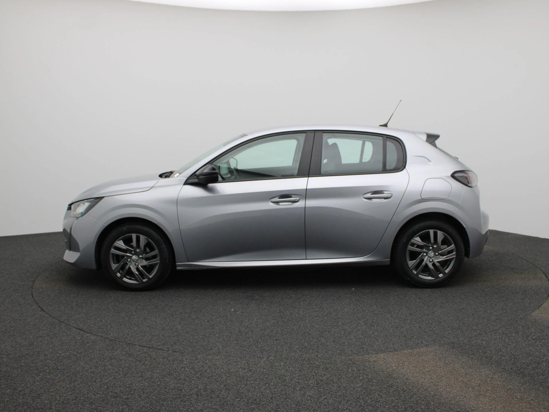 Peugeot-208-image-3