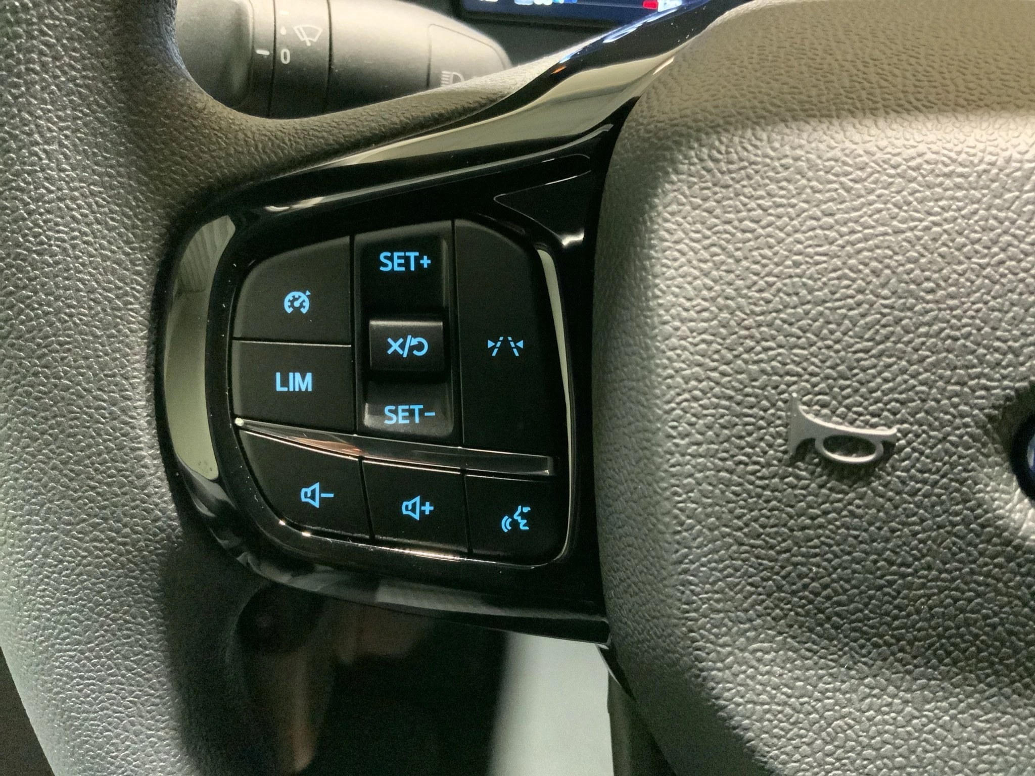 Ford Transit Custom Trend 320 L1 Automatik MJ 2026.50 *Aktionspreis ab Lager bis zum 30.06.2026*