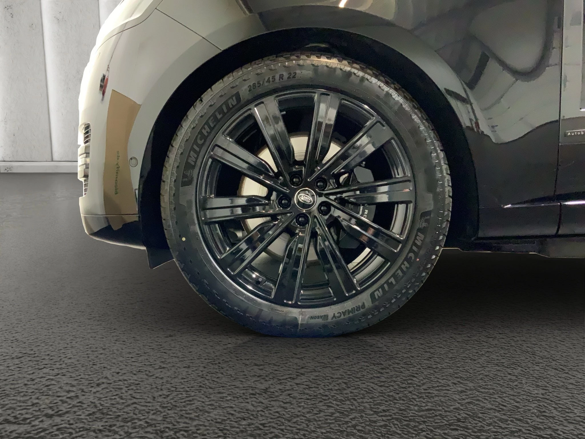 Land Rover-Range Rover-image-8