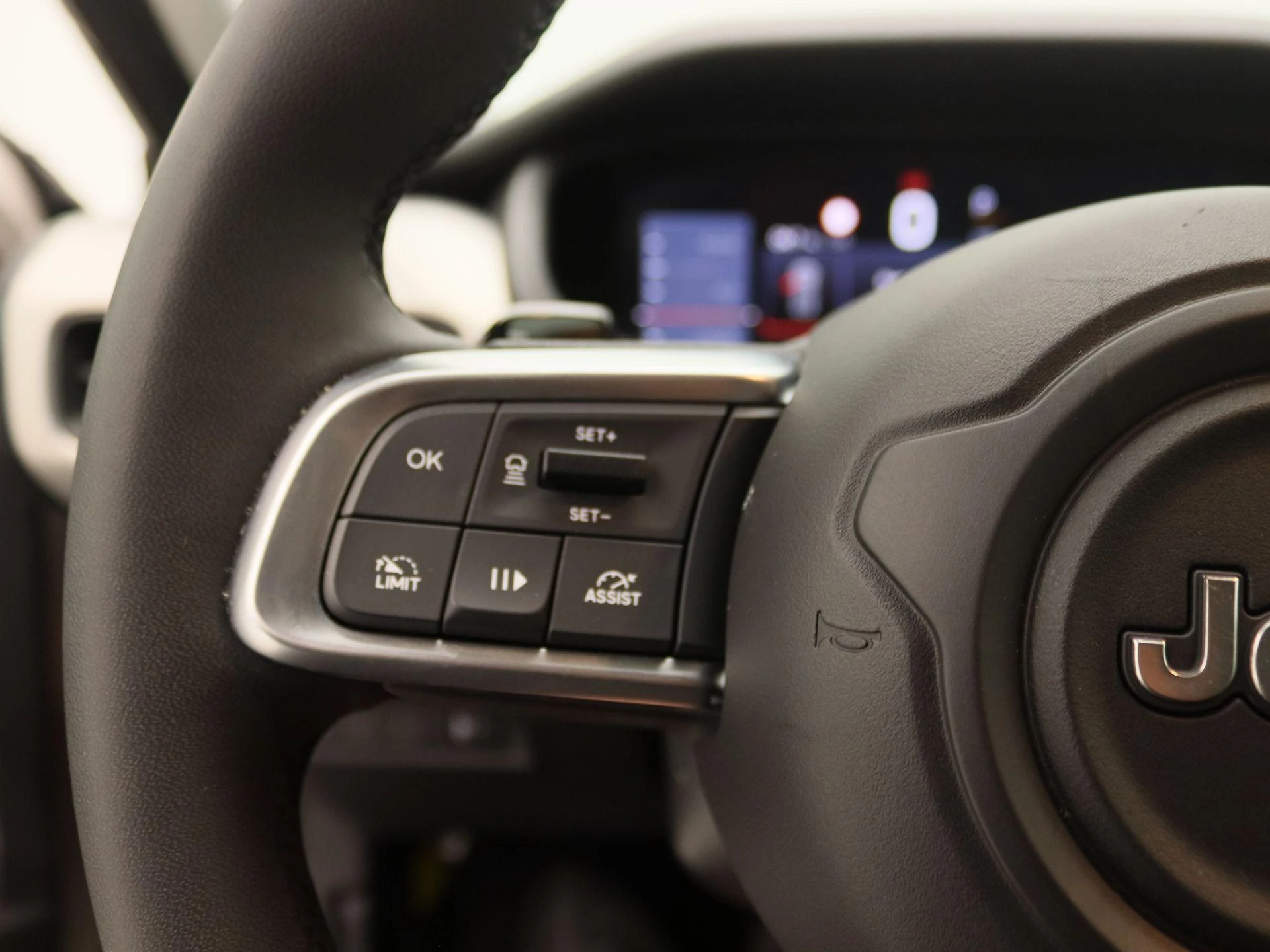 Jeep-Avenger-image-8