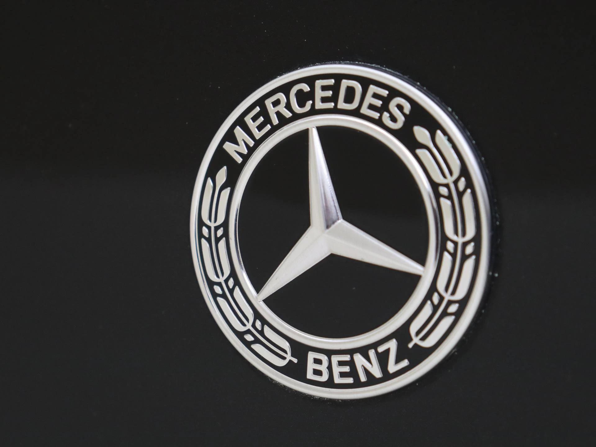 Mercedes-Benz-E-Klasse-image-28