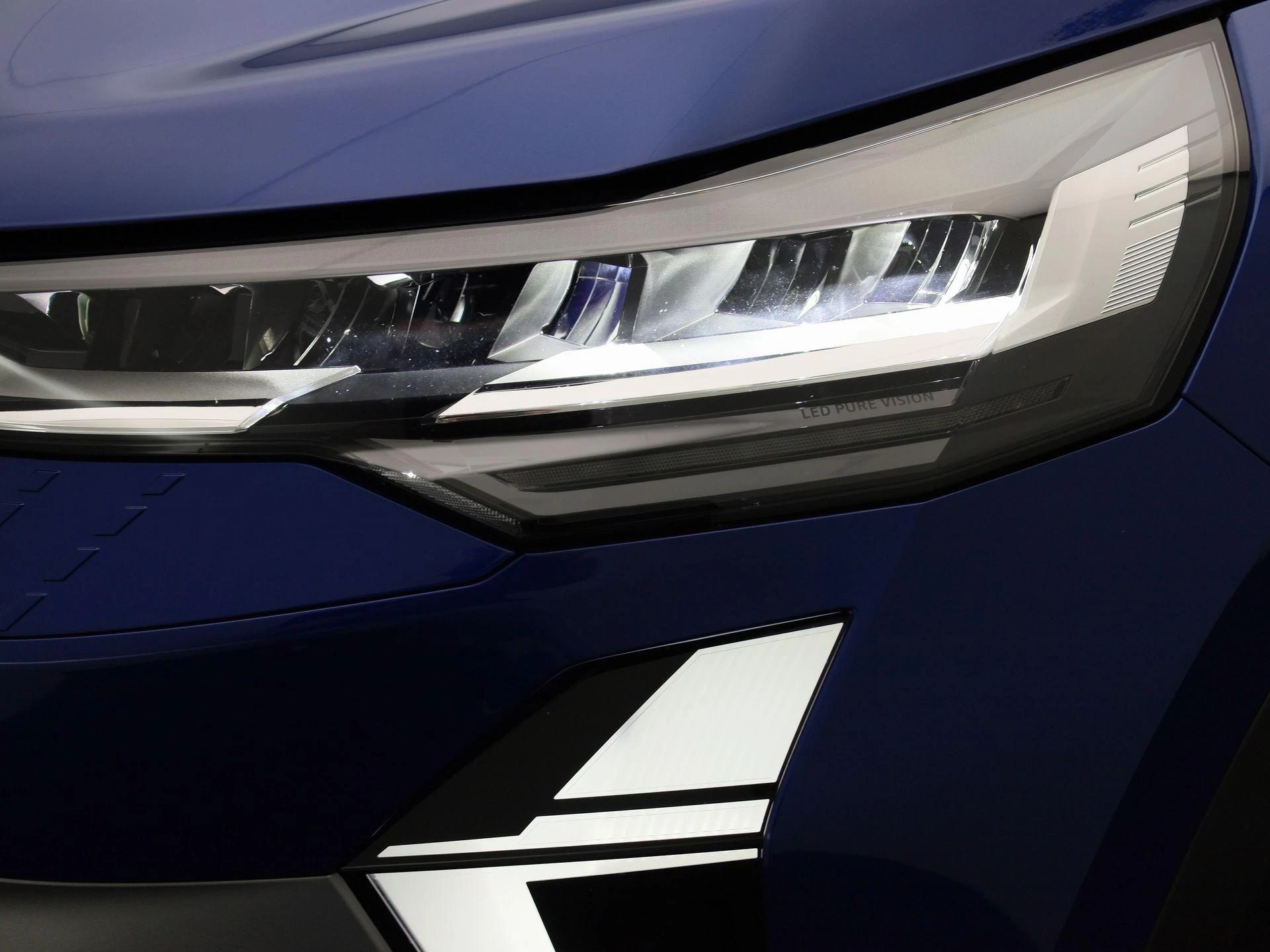 Renault-Captur-image-12