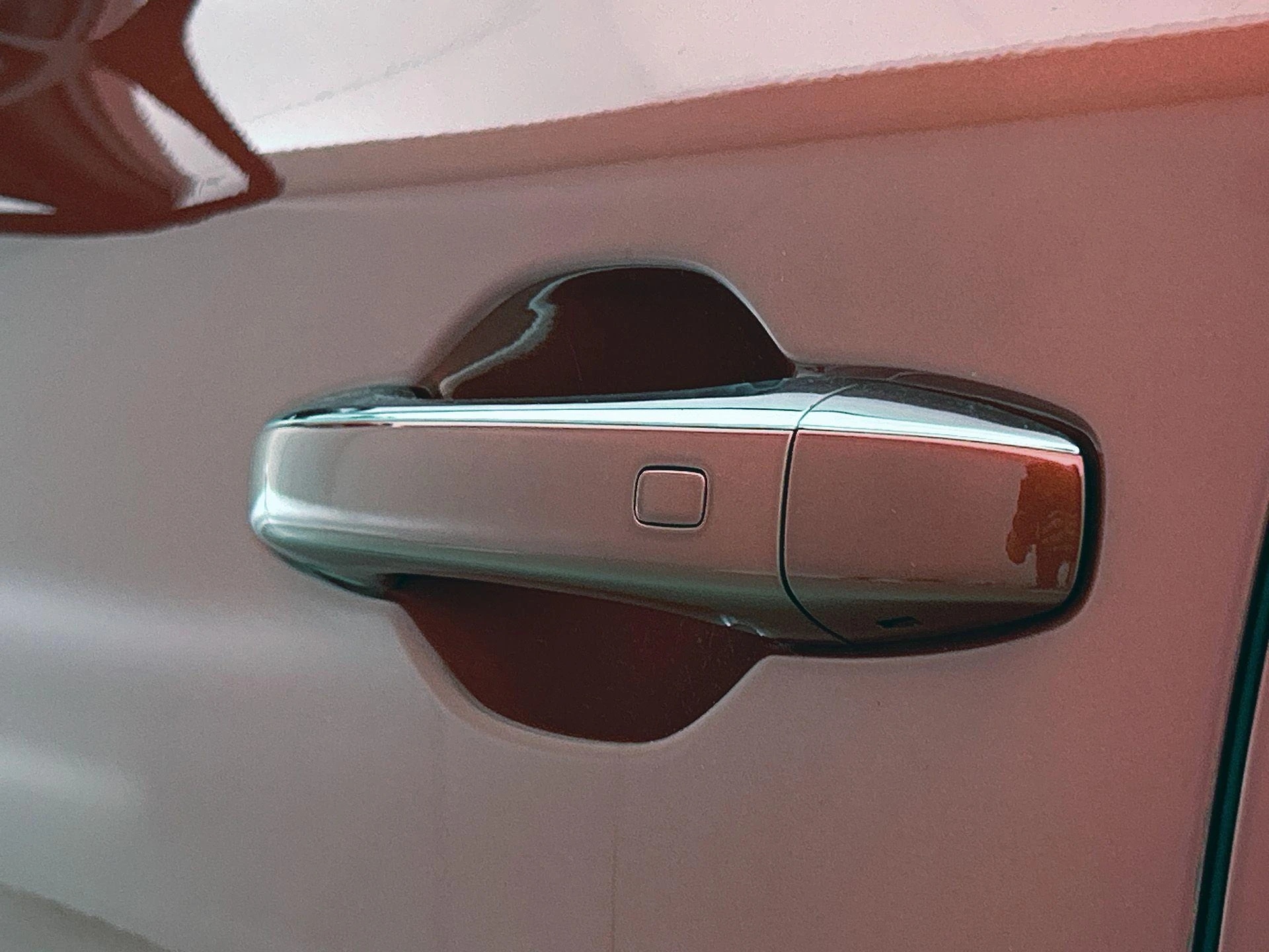 Renault-Megane E-Tech-image-25