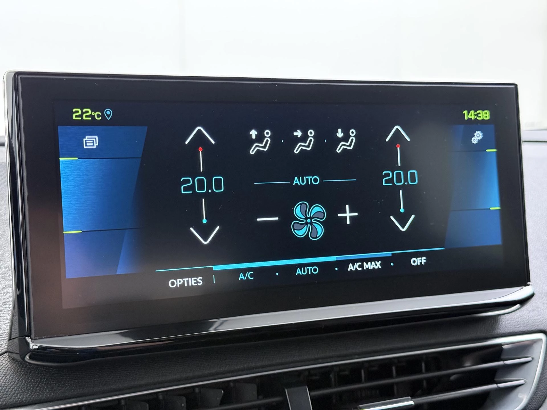 Peugeot 3008 1.6 HYbrid 225 Blue Lease Allure