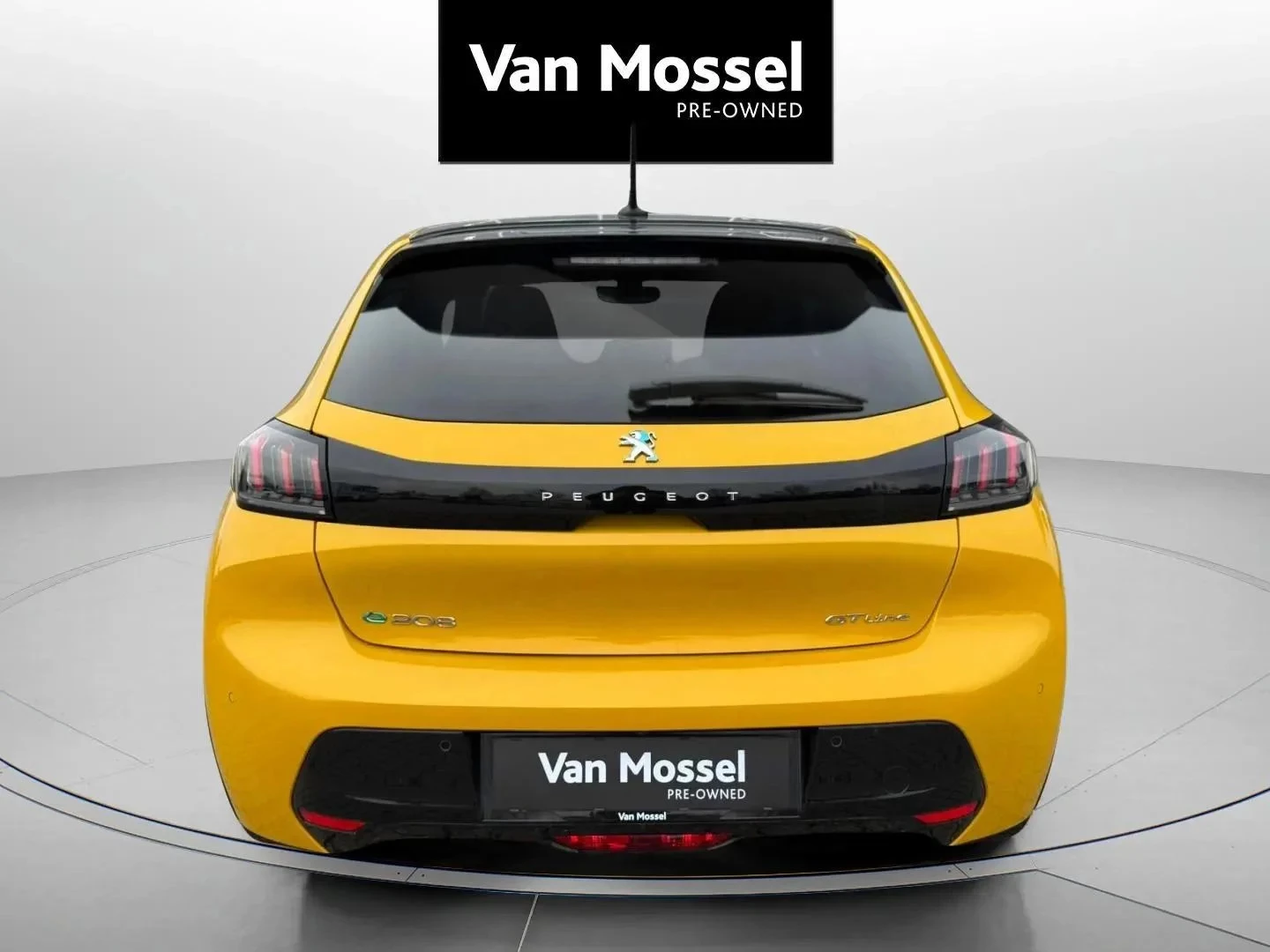 Peugeot-e-208-image-5