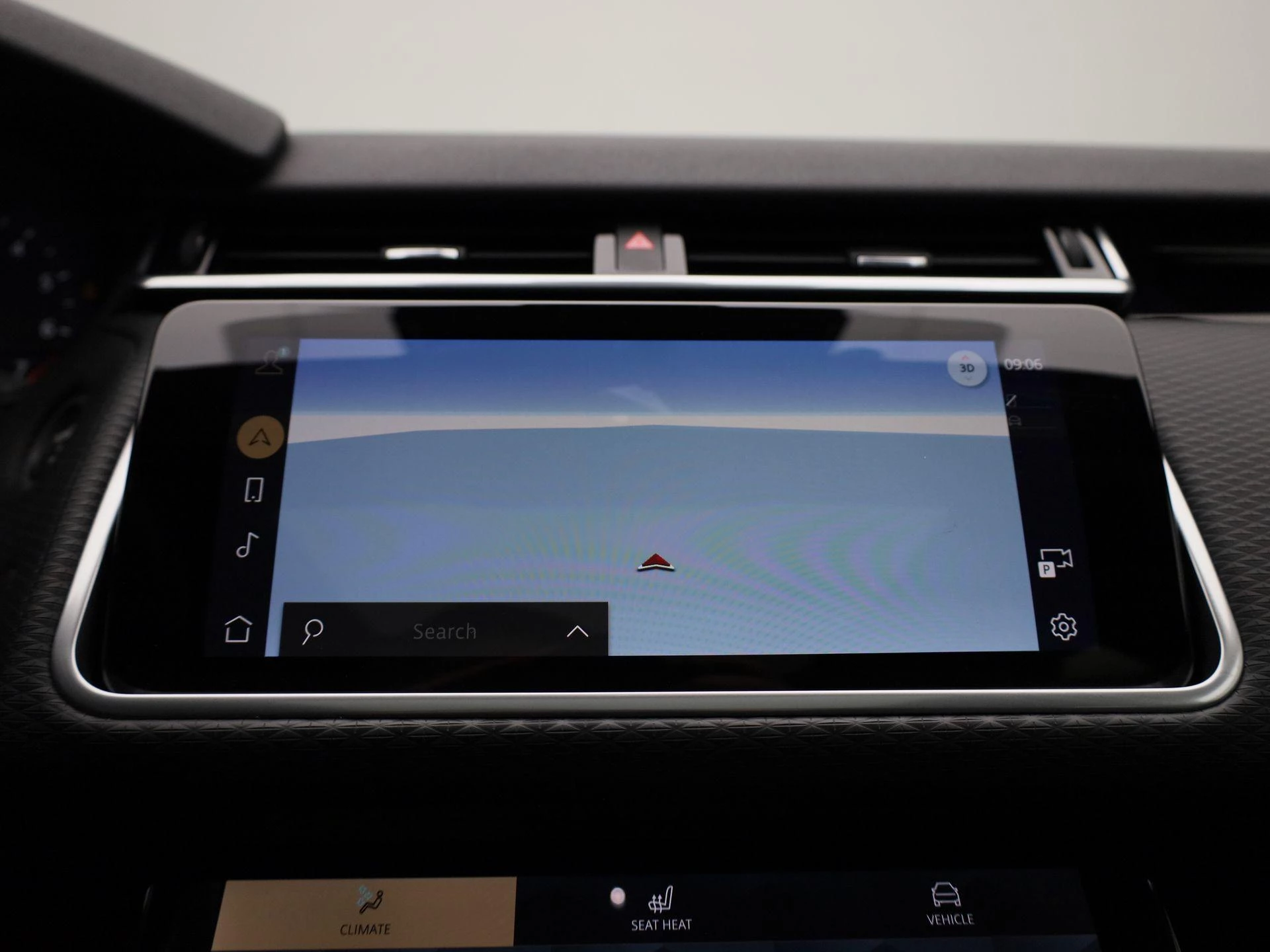 Land Rover-Range Rover Velar-image-16