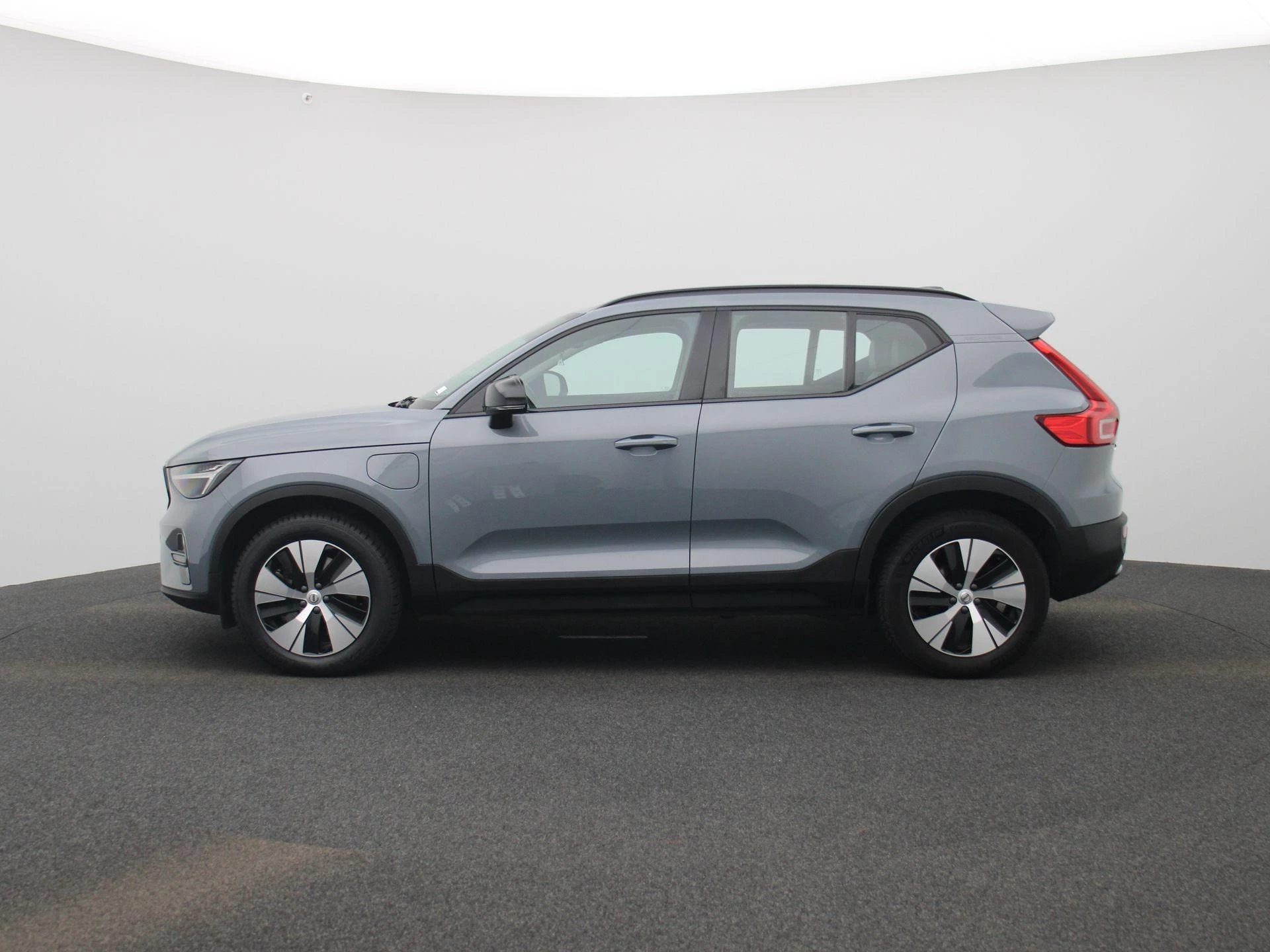 Volvo-XC40-image-3
