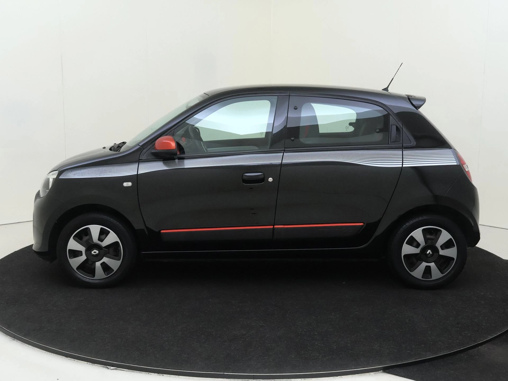 Renault-Twingo-image-7