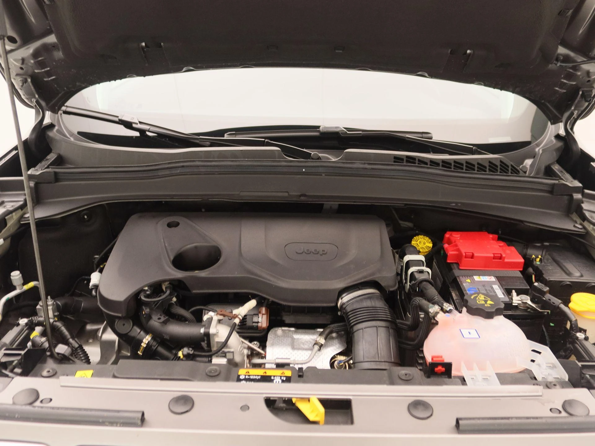 Jeep-Renegade-image-24