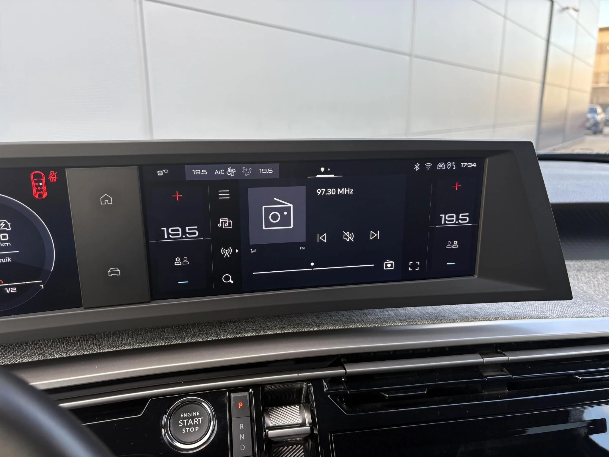 Peugeot-5008-image-20