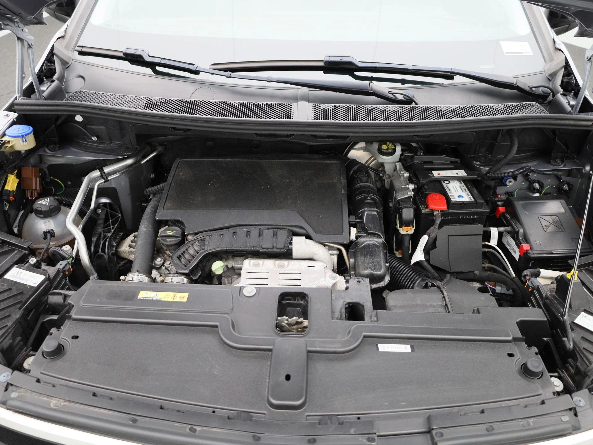 Opel Grandland 1.2 Turbo S/S AT8 Business Edition