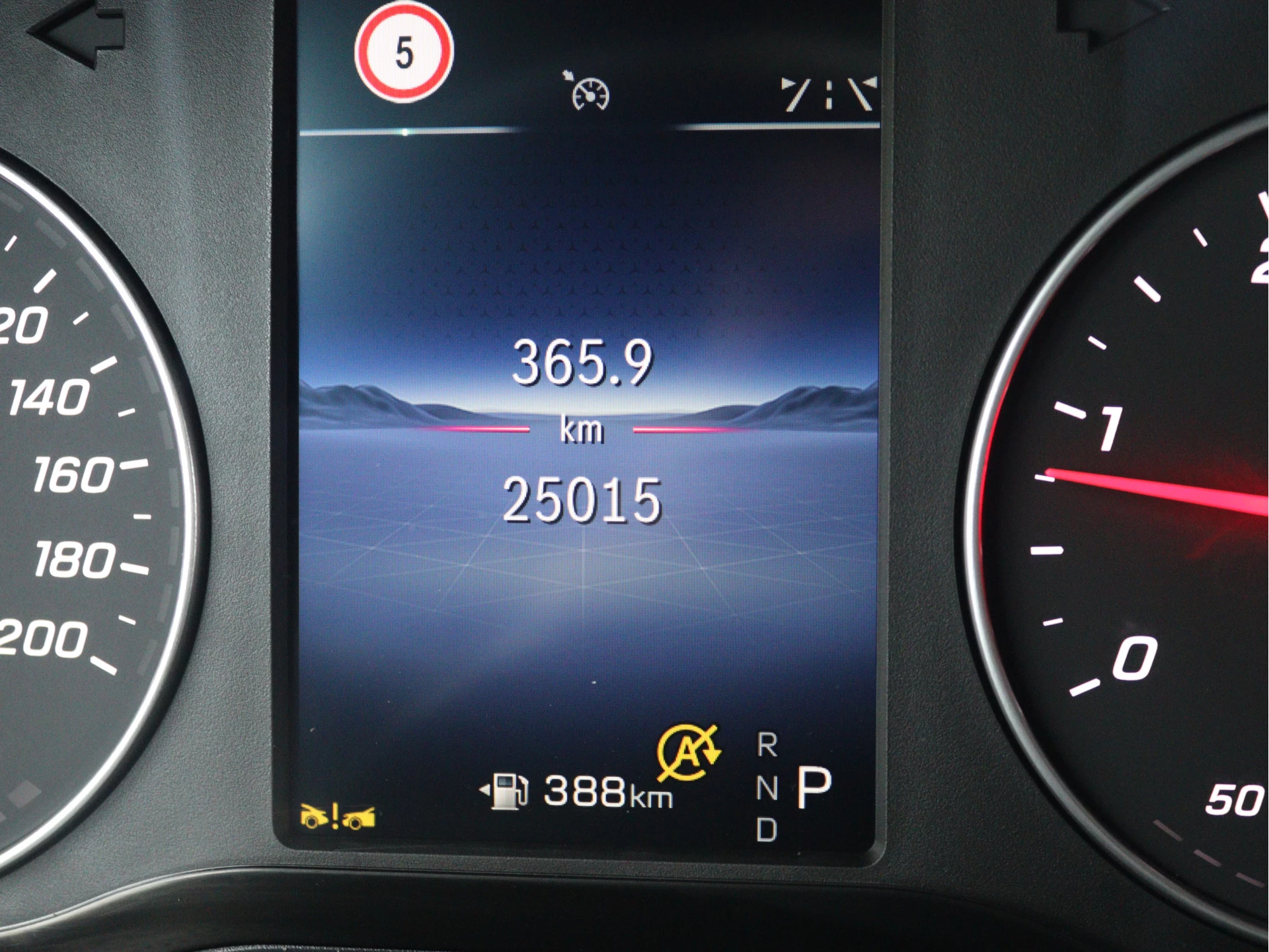 Mercedes-Benz-Sprinter-image-5