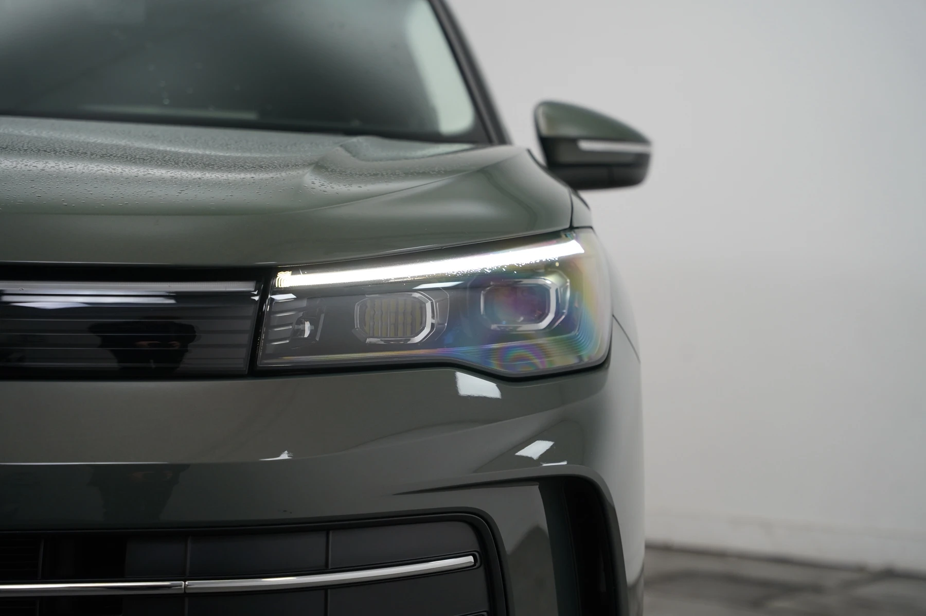 Volkswagen-Tiguan-image-37