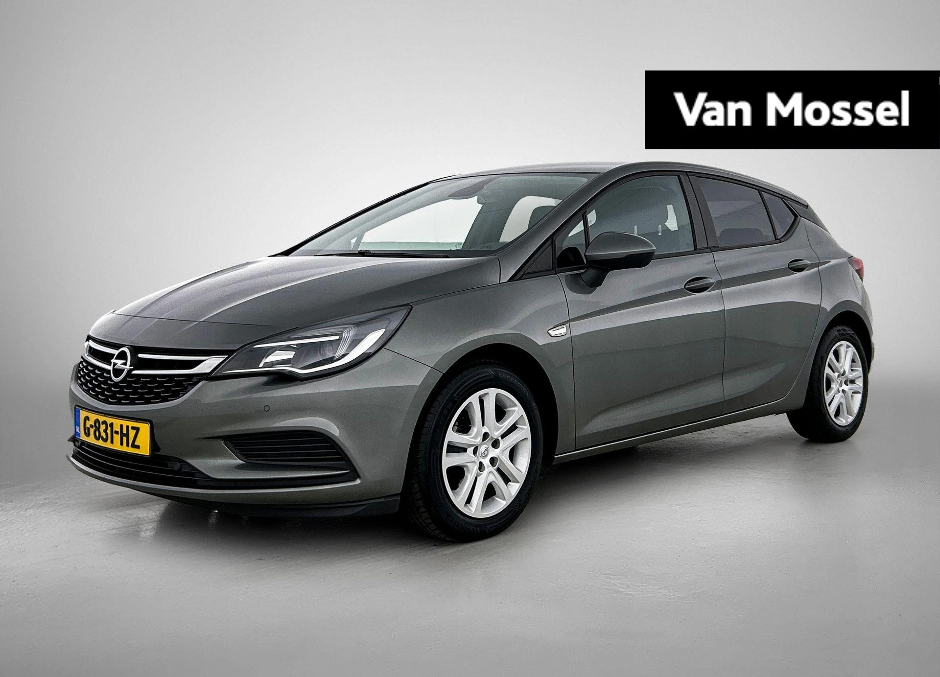 Opel-Astra-image-0