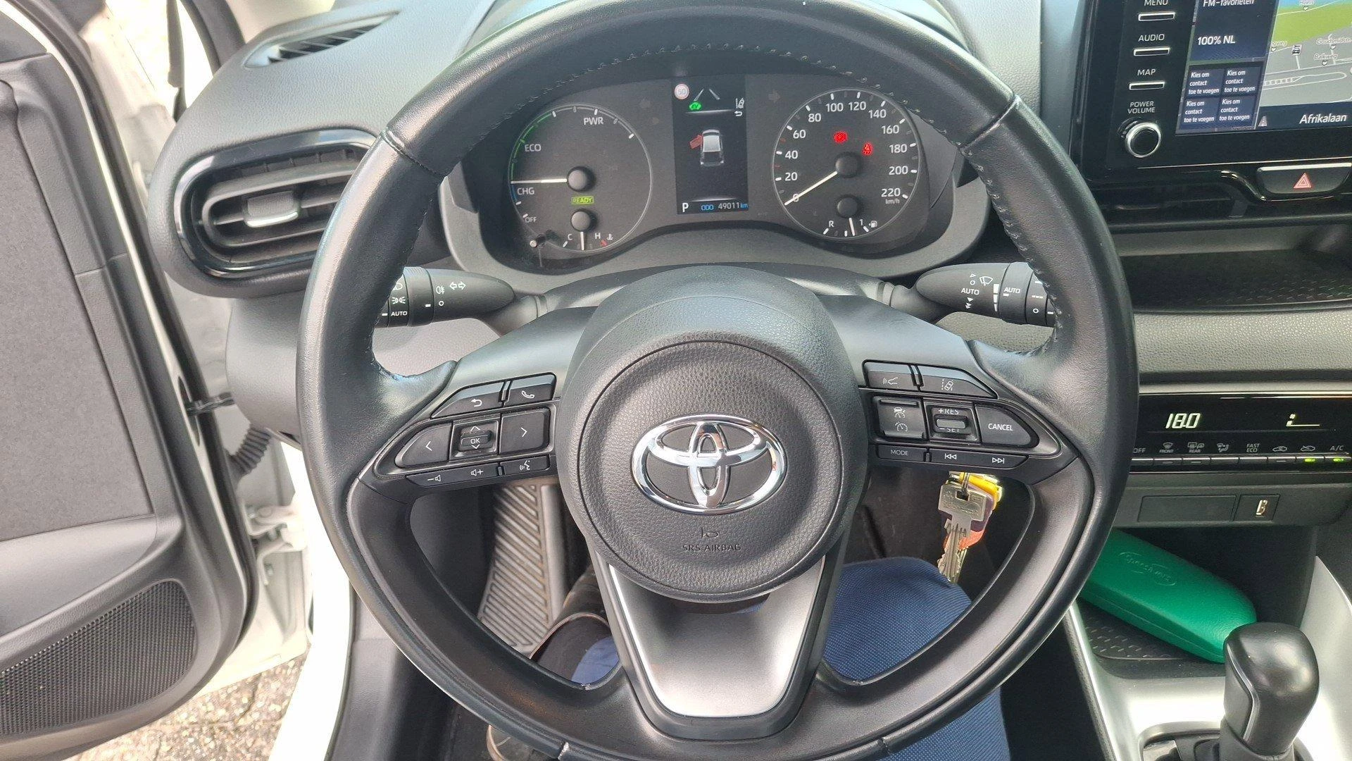 Toyota-Yaris-image-13
