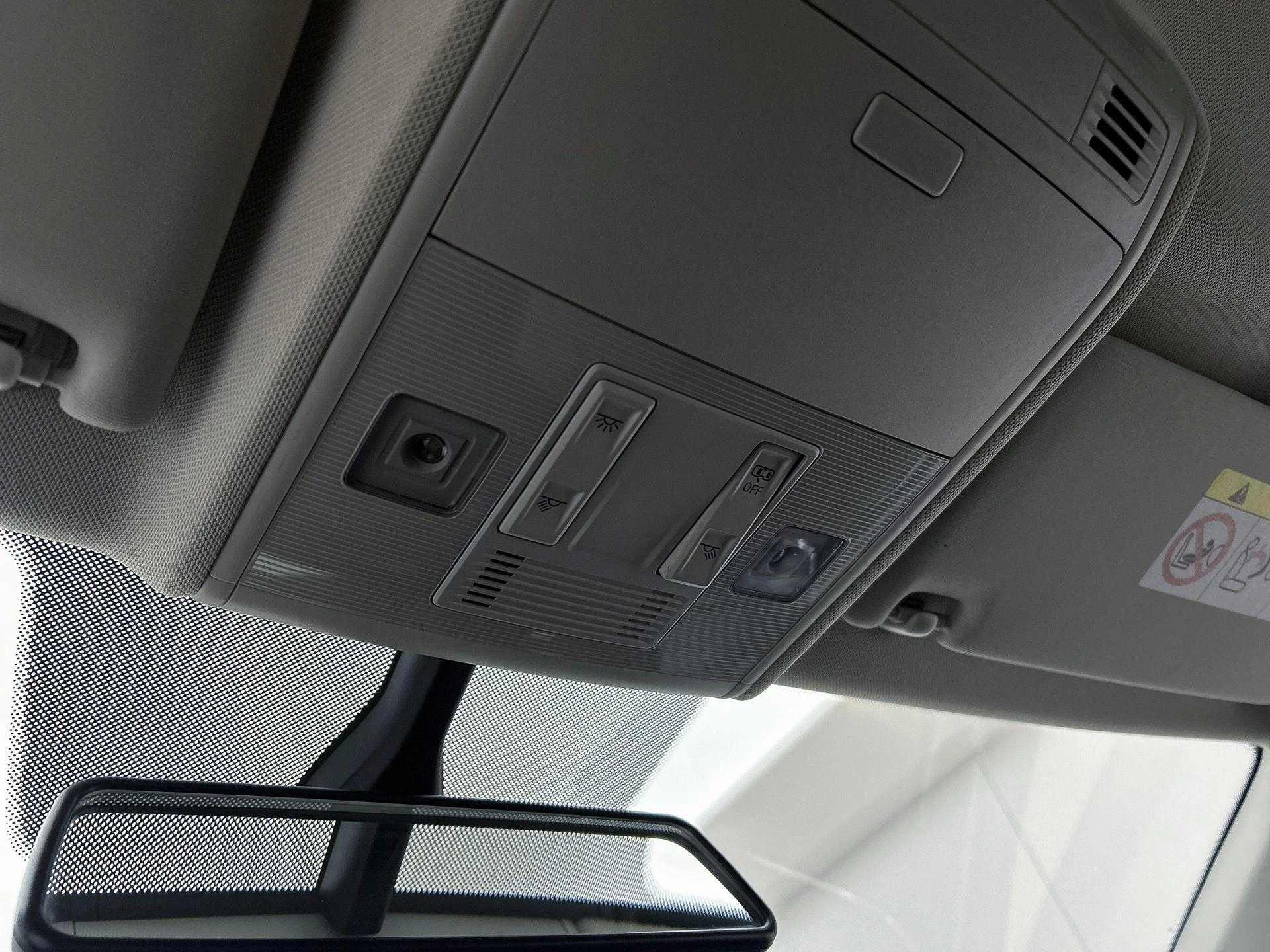 Volkswagen-Polo-image-11