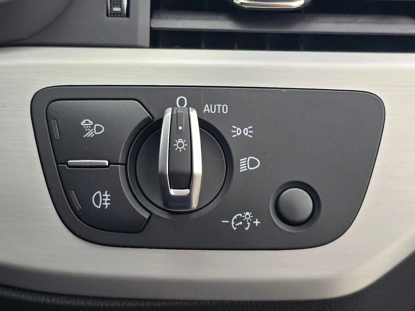 Audi-A4-image-34