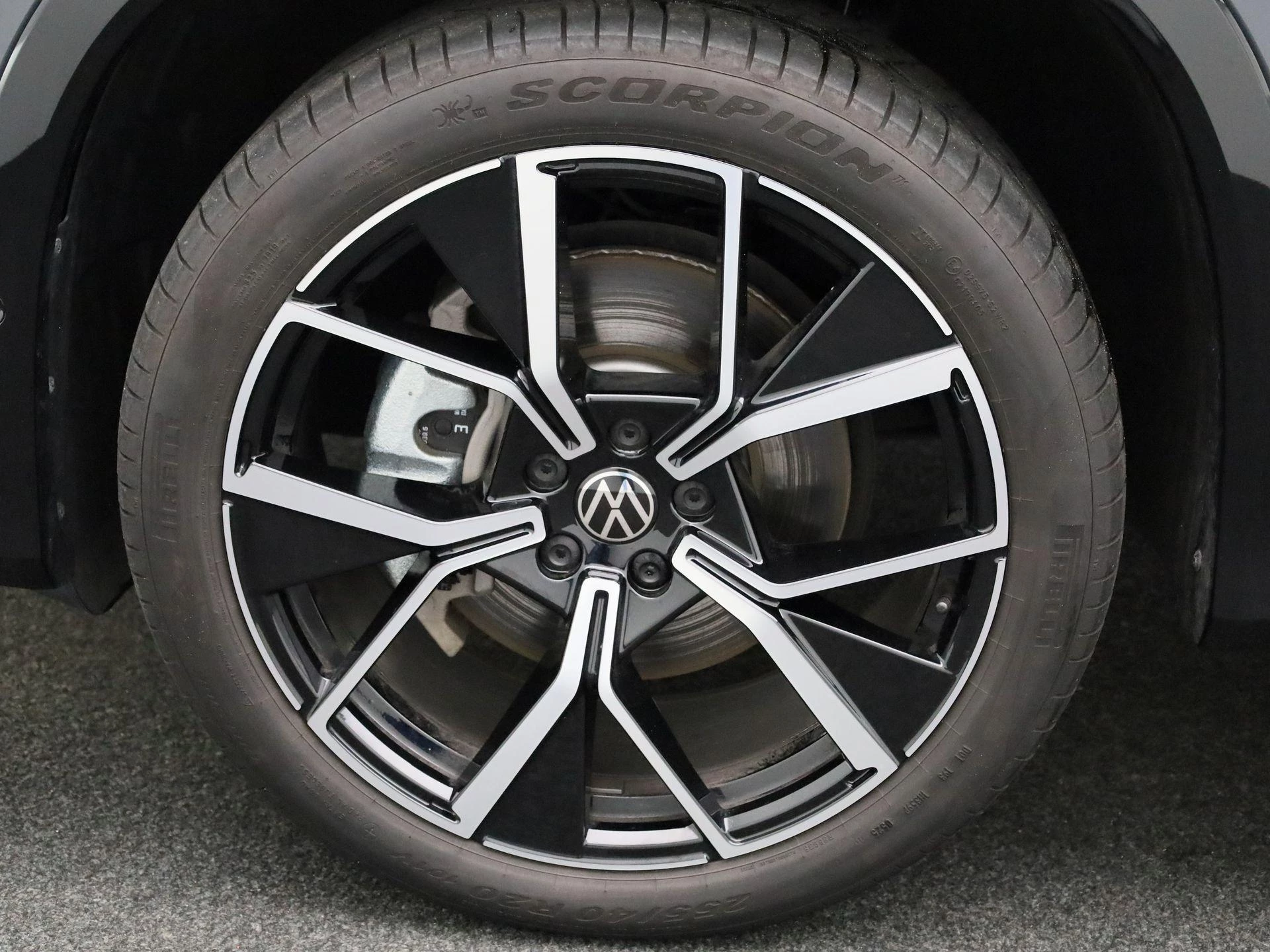 Volkswagen-Tayron-image-15