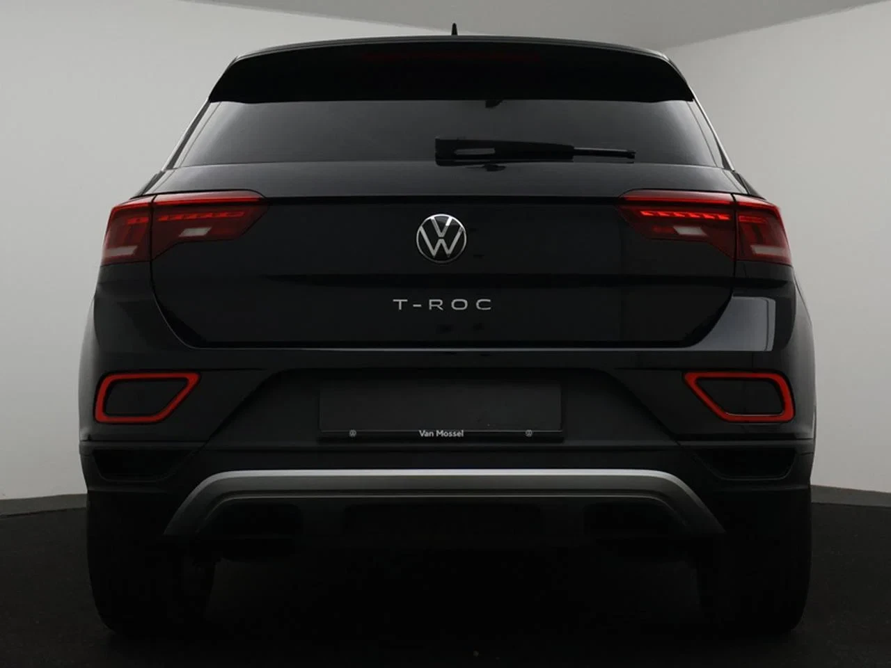 Volkswagen-T-Roc-image-13