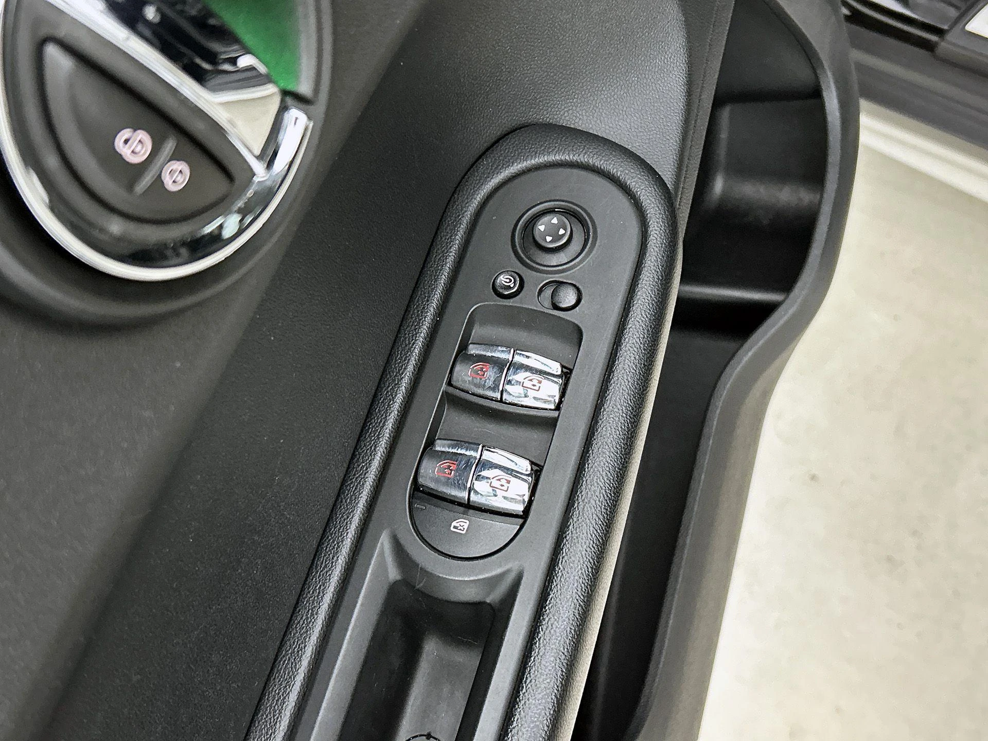MINI-Countryman-image-21