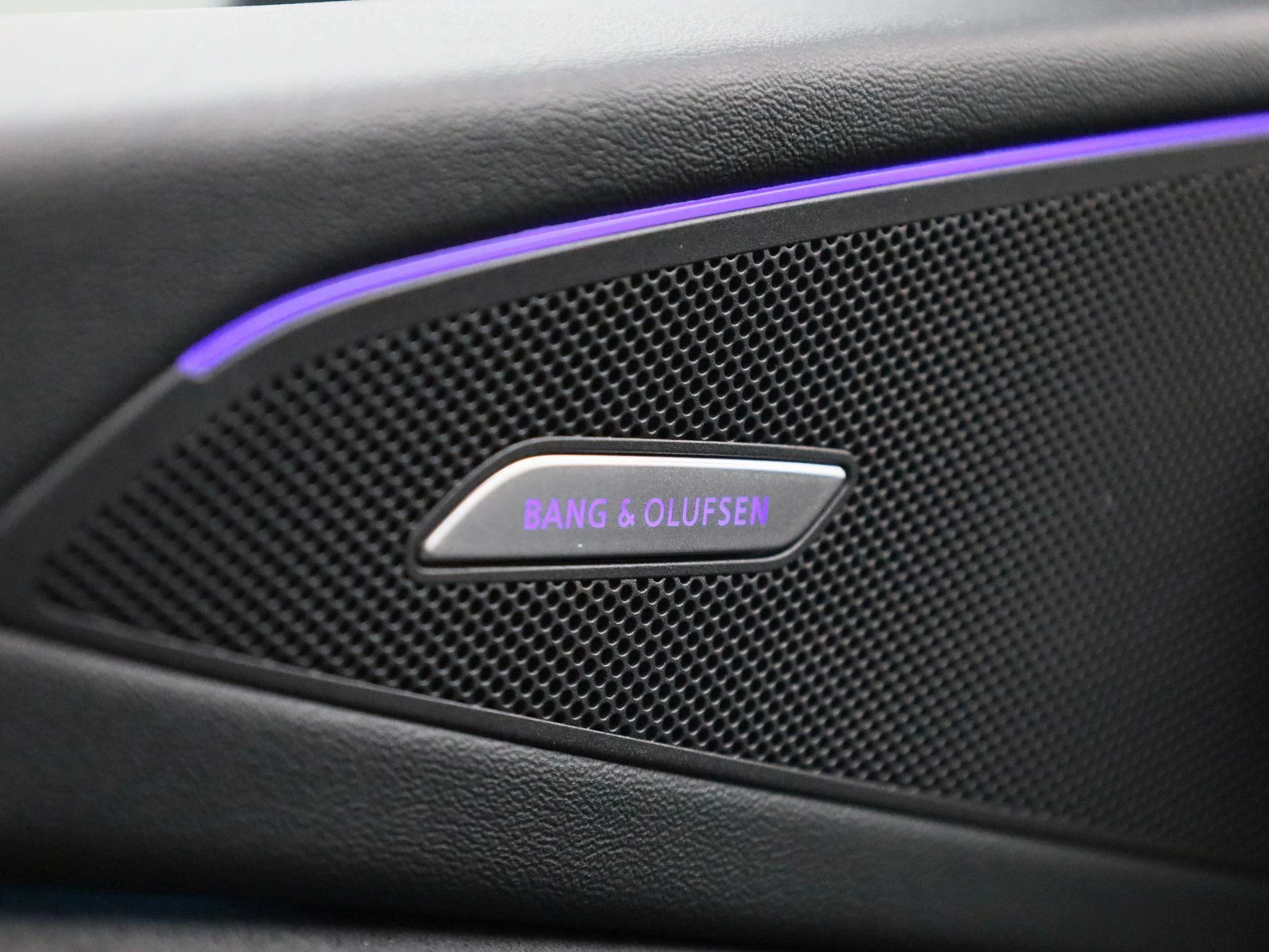 Audi-Q6 e-tron-image-38