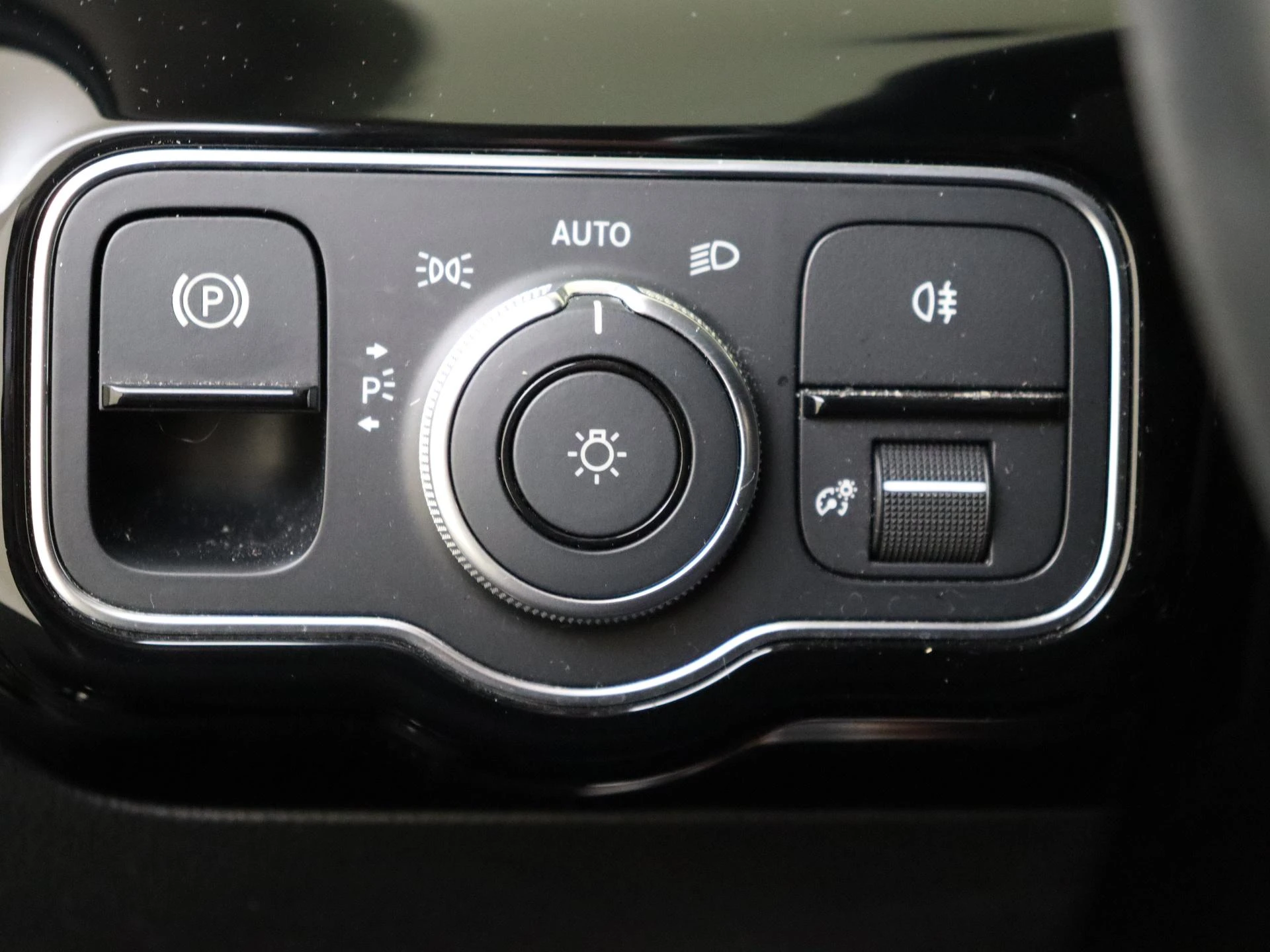 Mercedes-Benz-A-Klasse-image-23