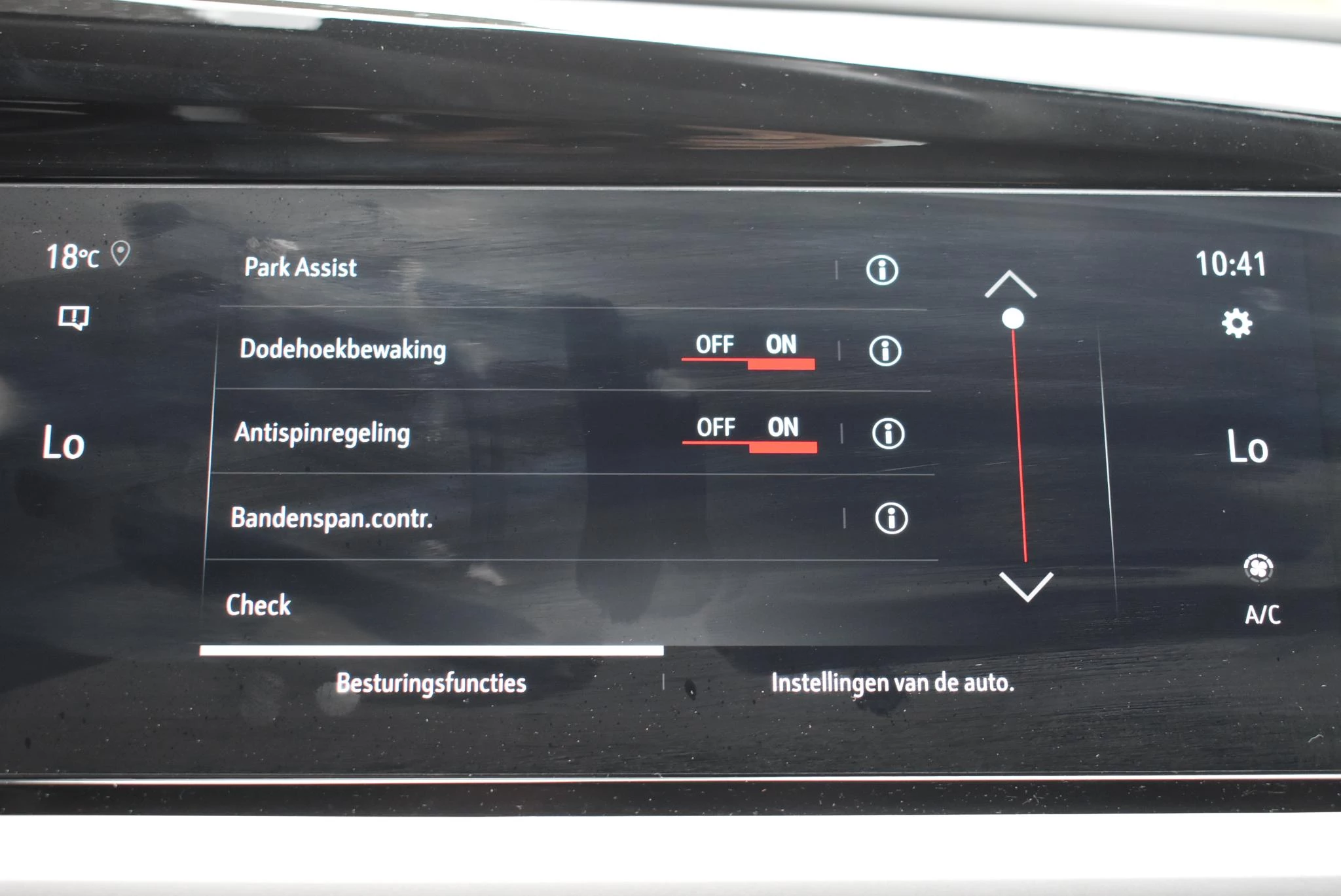 Opel-Grandland-image-27