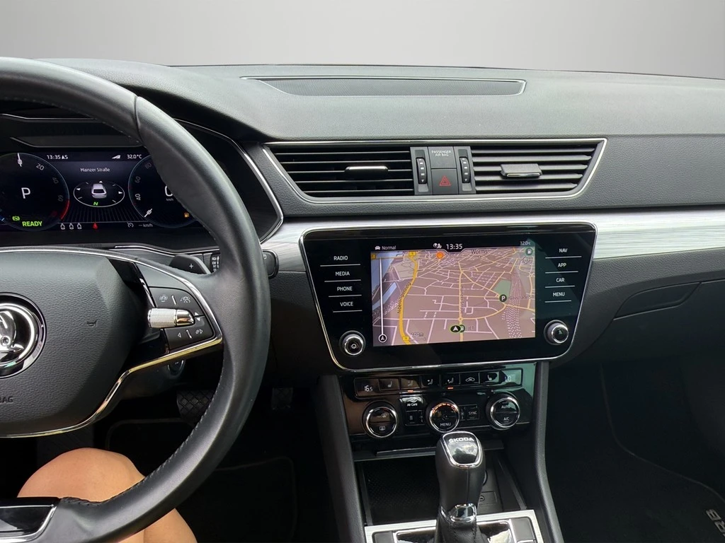 Škoda Superb Combi 1.4 iV Ambition *NAVI*STANDHEIZUNG*LED*