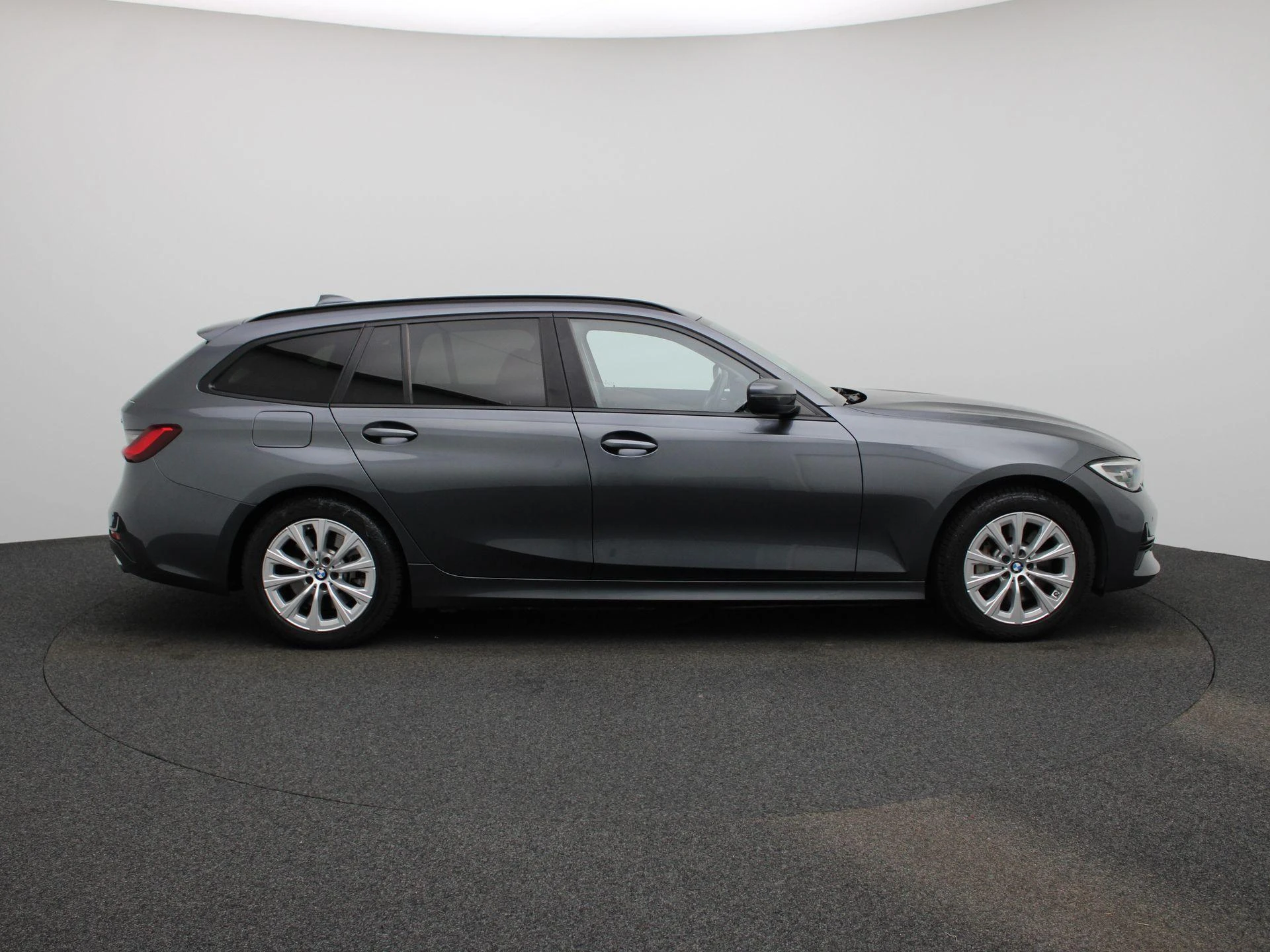BMW-3 Serie-image-5