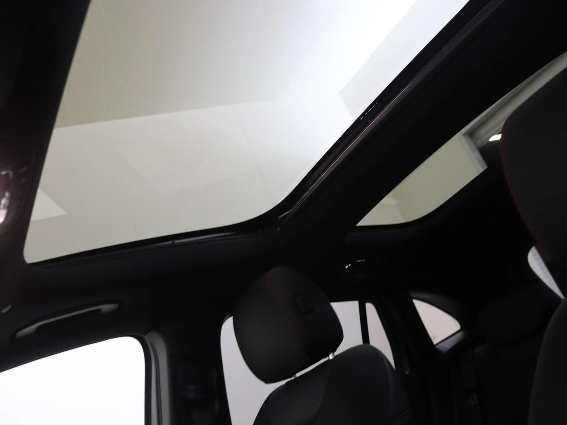 Mercedes-Benz GLA 200 Business Solution AMG