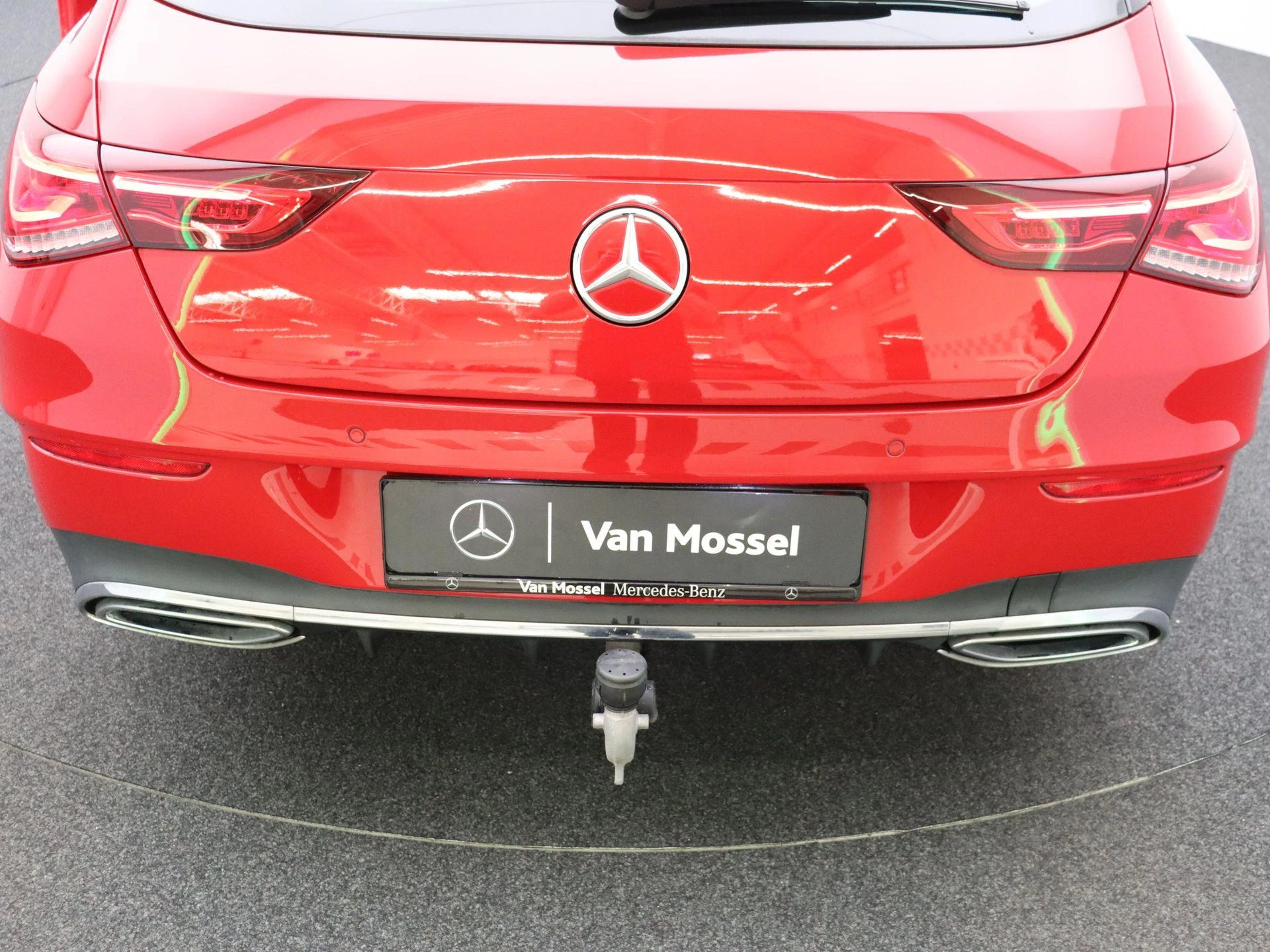 Mercedes-Benz CLA 180 Shooting Brake + AMG LINE + LED + CAMERA +