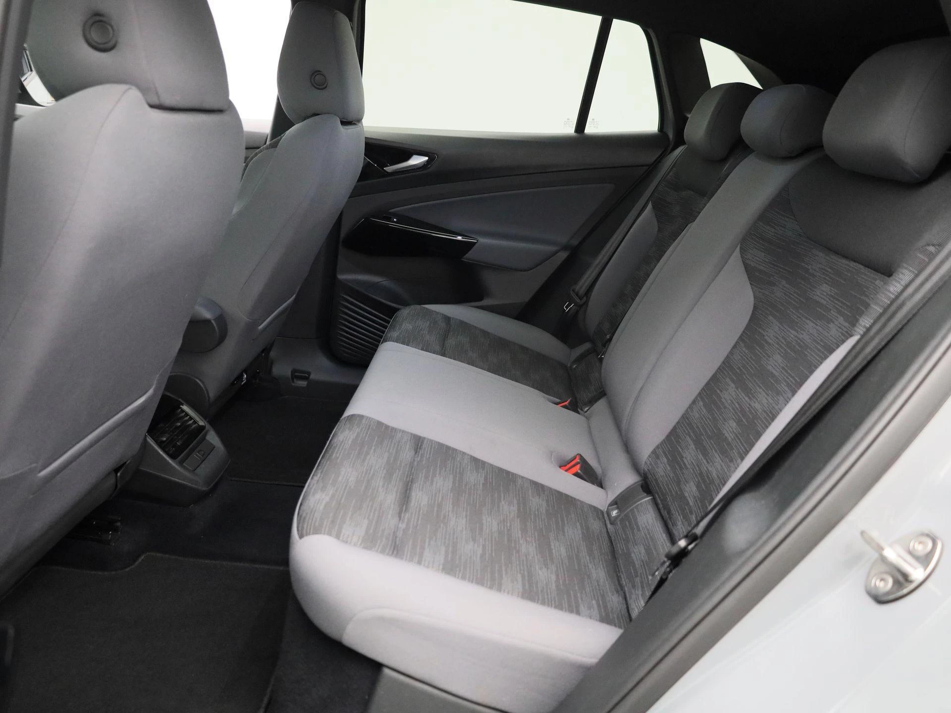 Volkswagen-ID.4-image-11