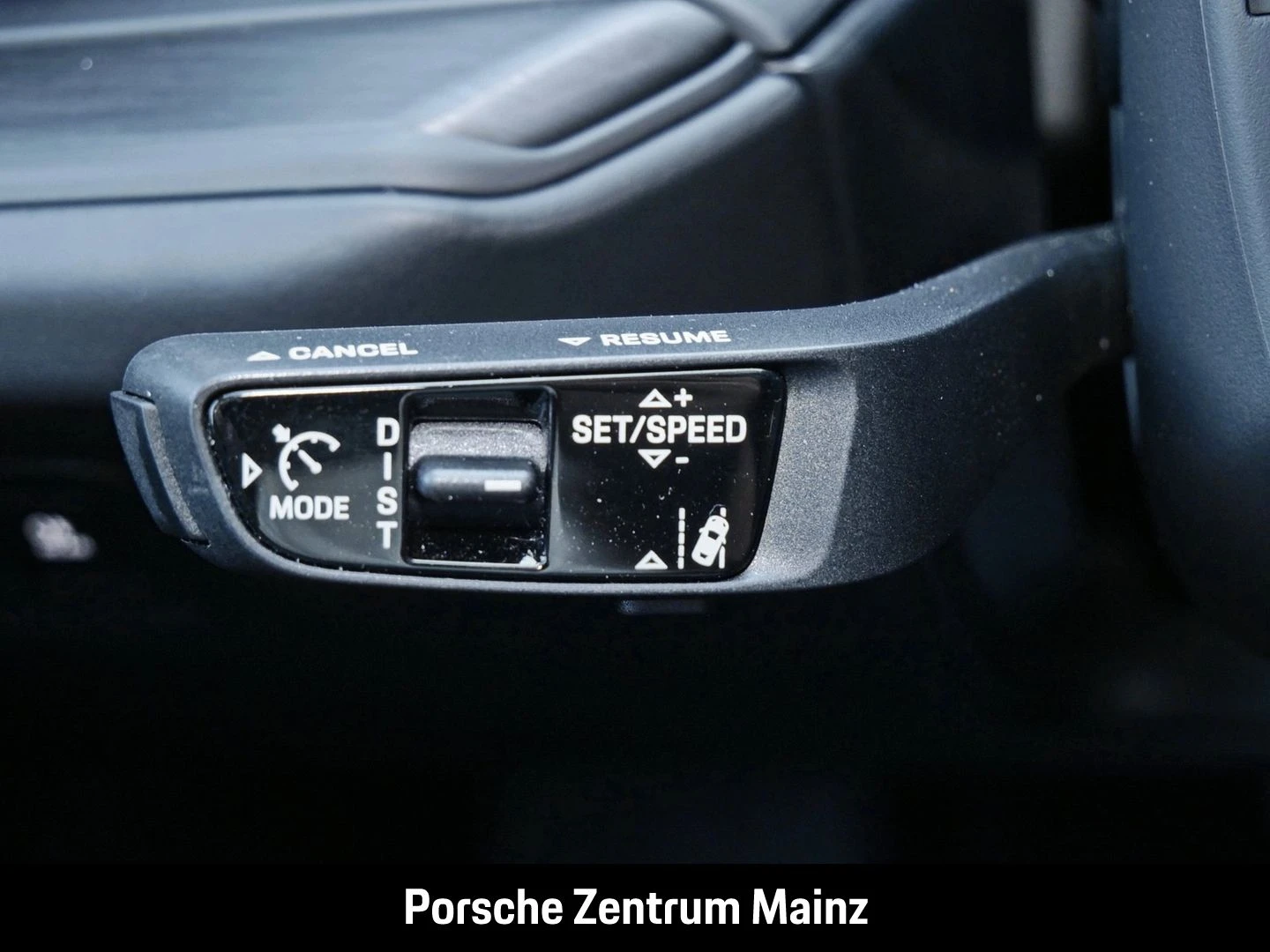 Porsche-Cayenne-image-28